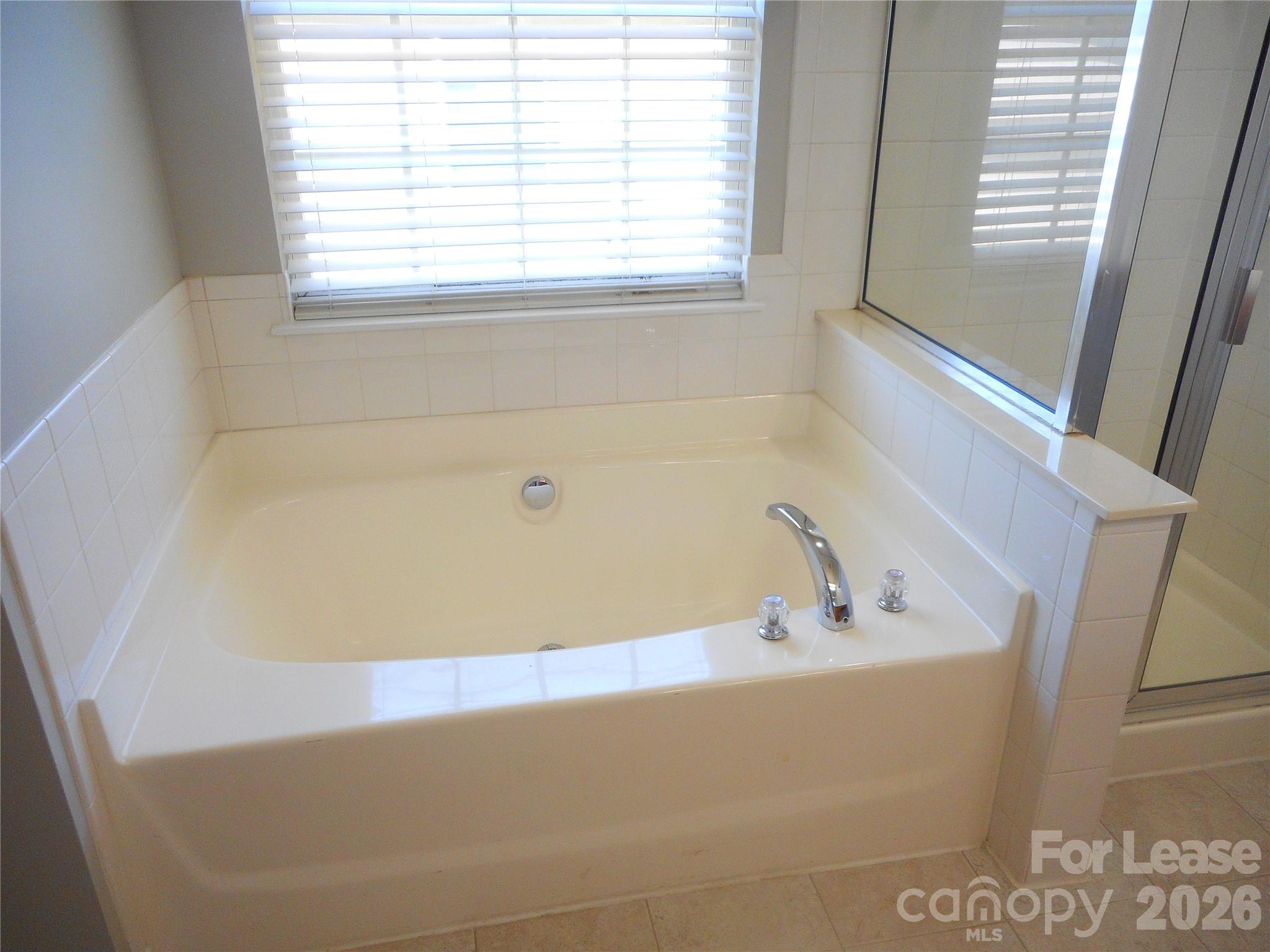1018 Fountainbrook Drive Property Photo 19