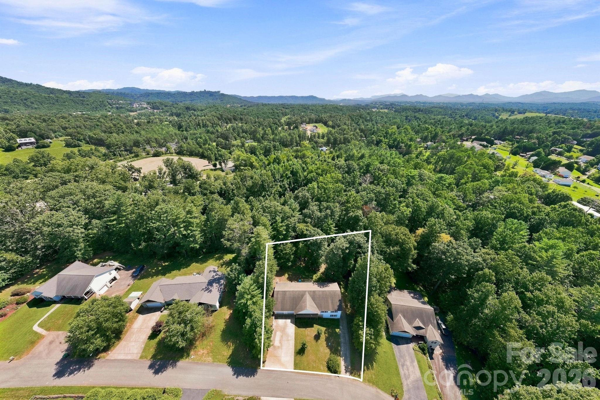 62 Chickwood Trail Property Photo 3