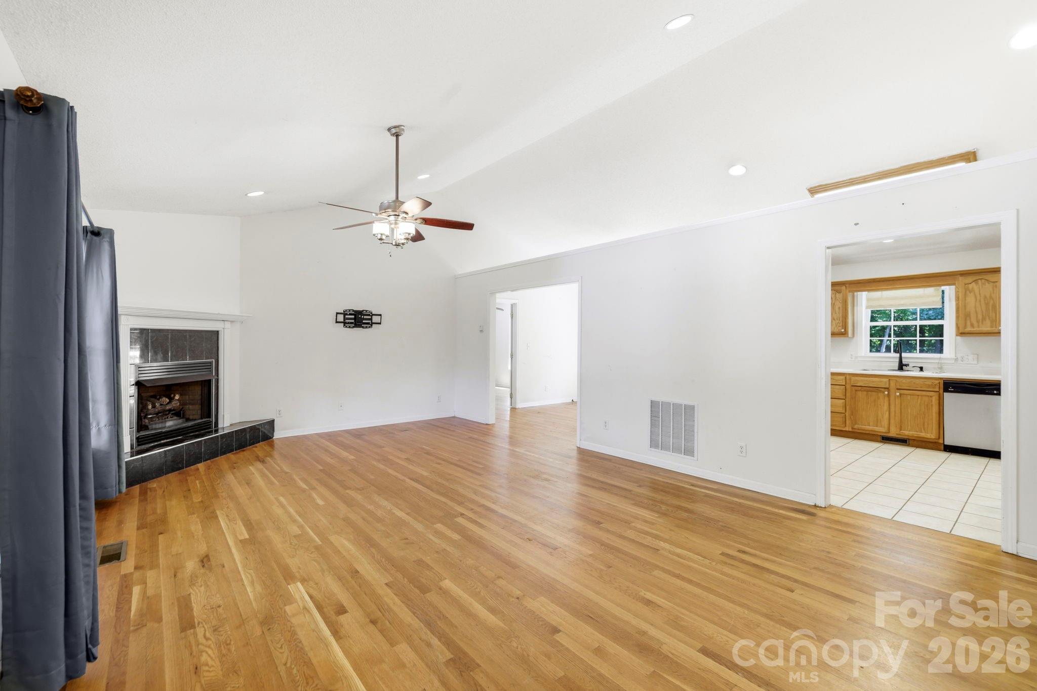 62 Chickwood Trail Property Photo 6