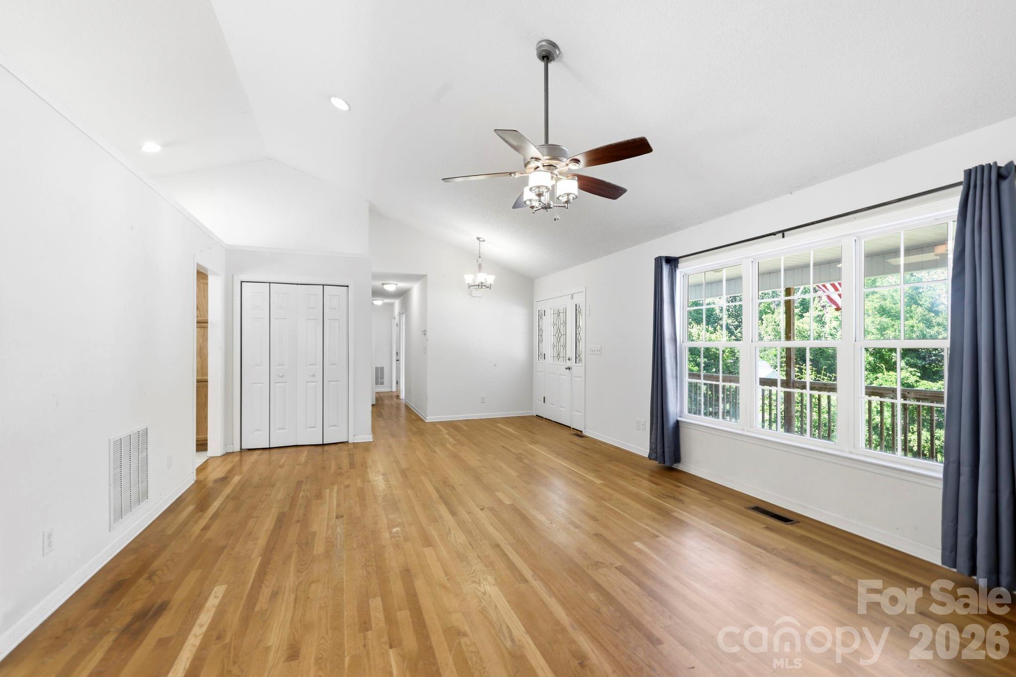 62 Chickwood Trail Property Photo 7