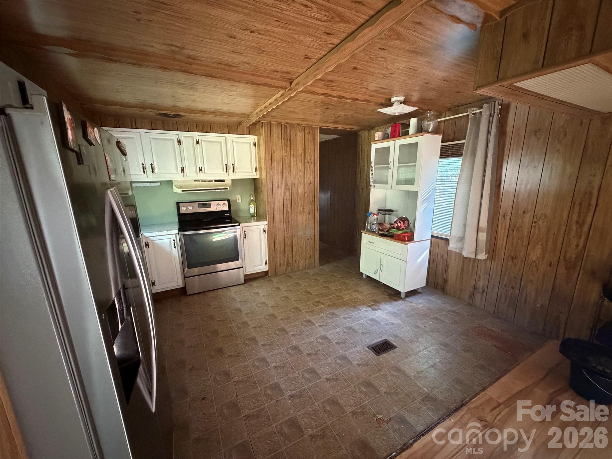6197 Fox Gap Street Property Photo 8