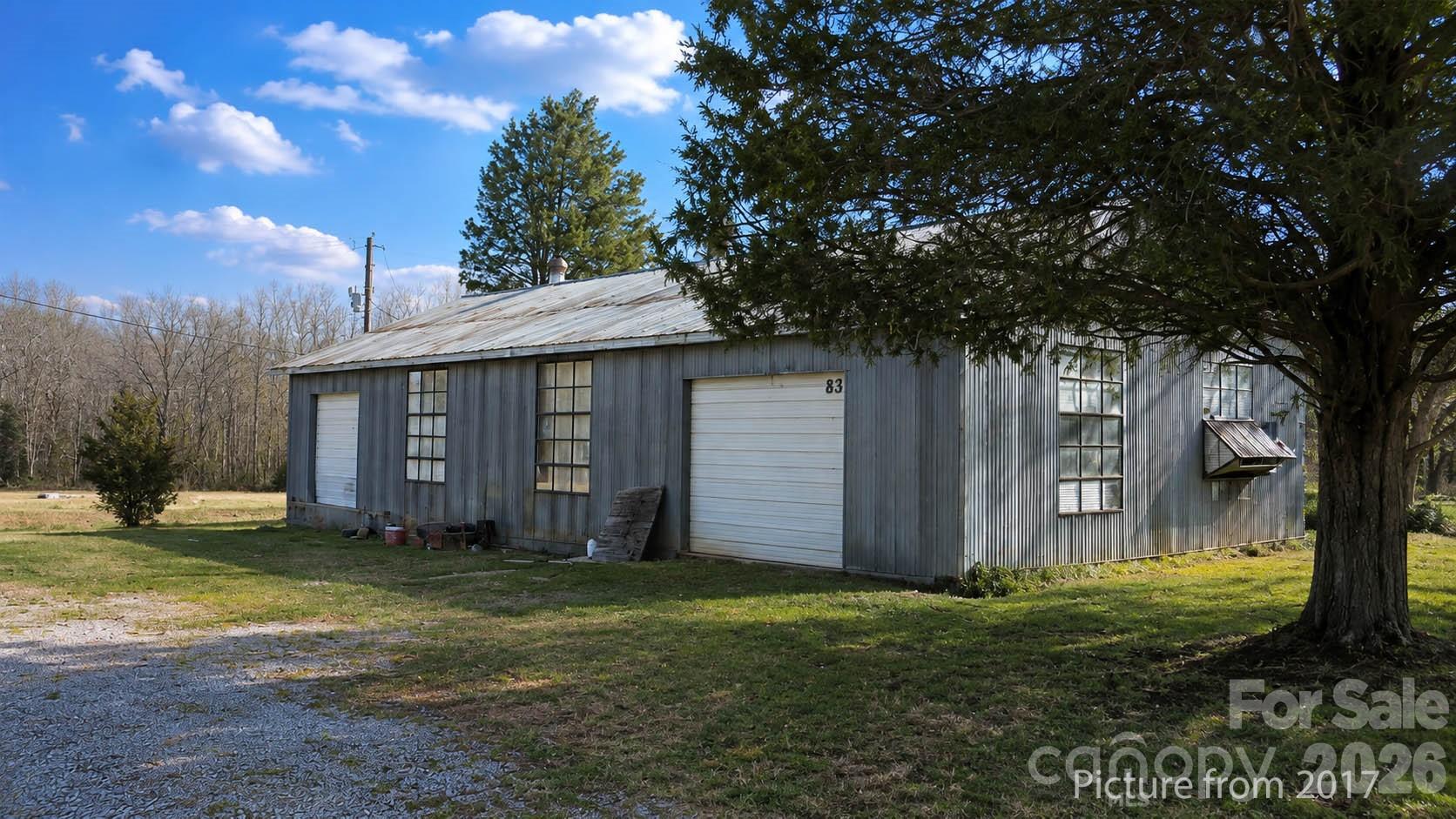 194 Old Limestone Road Property Photo 2