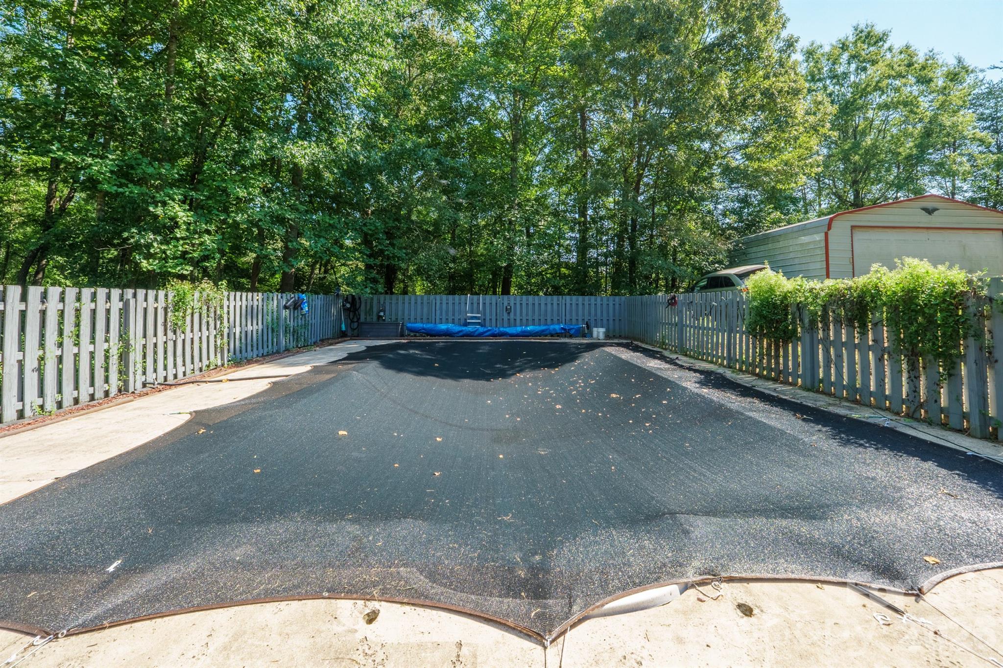 2300 Brookwood Road Property Photo 5