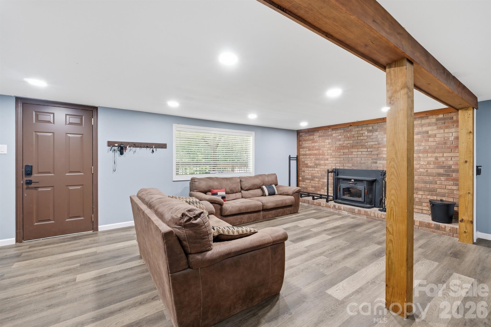 2300 Brookwood Road Property Photo 11
