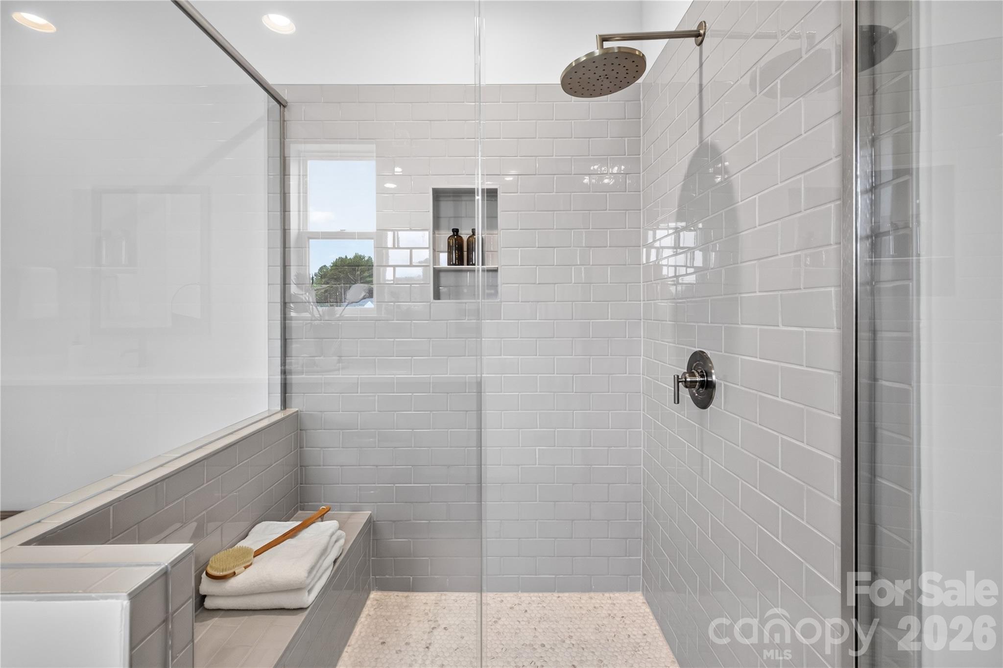 15016 Brownleigh Lane Property Photo 13