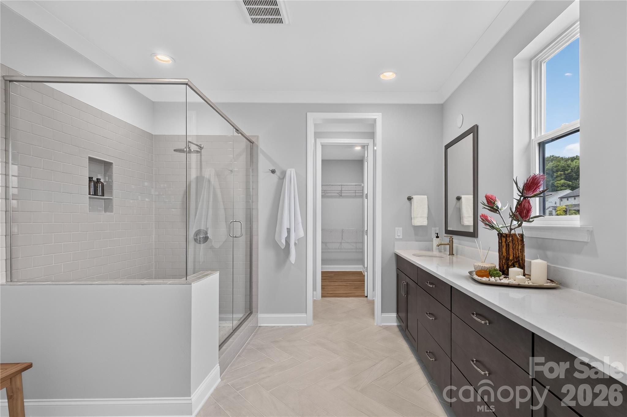 15016 Brownleigh Lane Property Photo 14