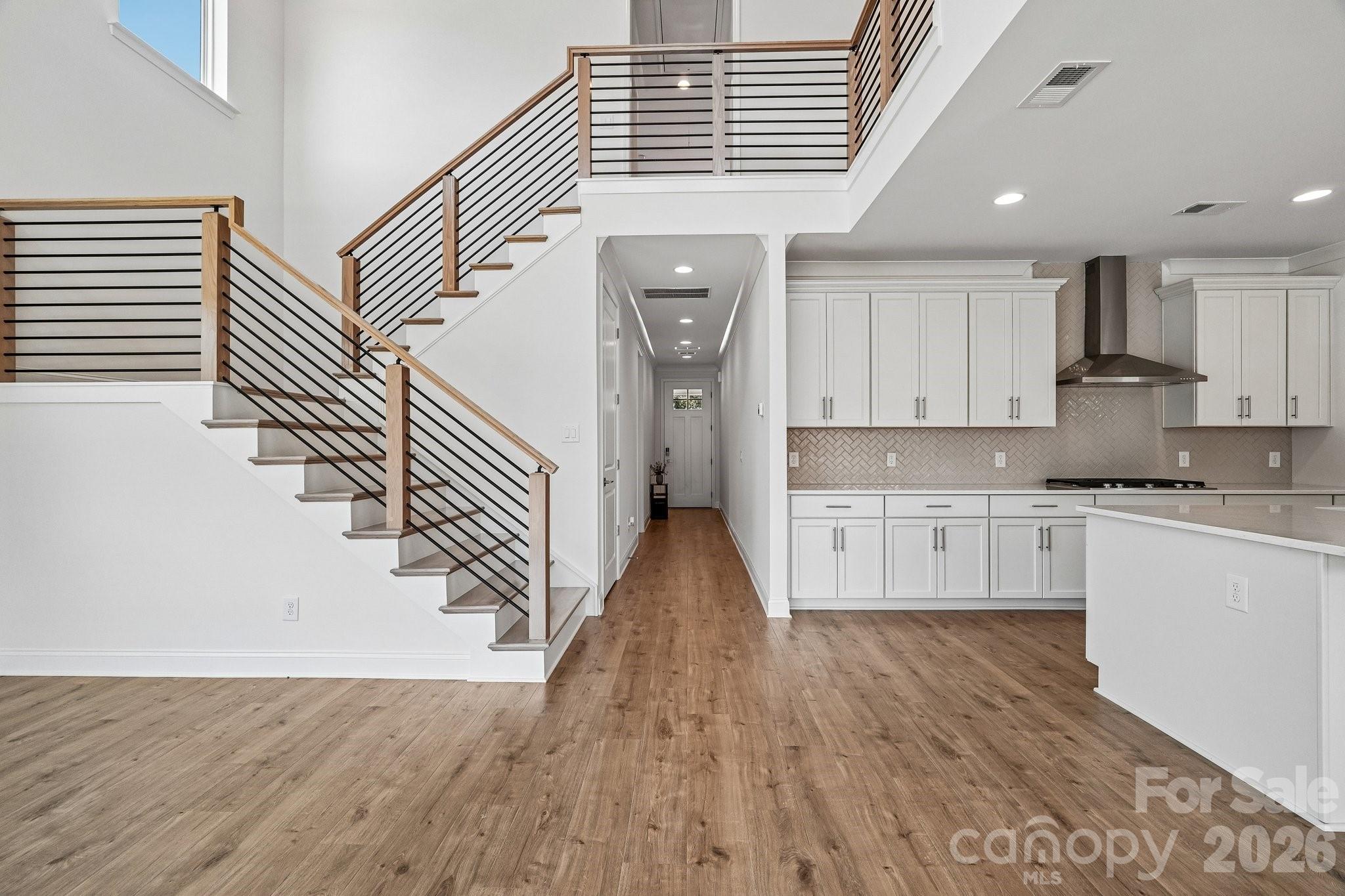 16037 Watts Creek Road Property Photo 3