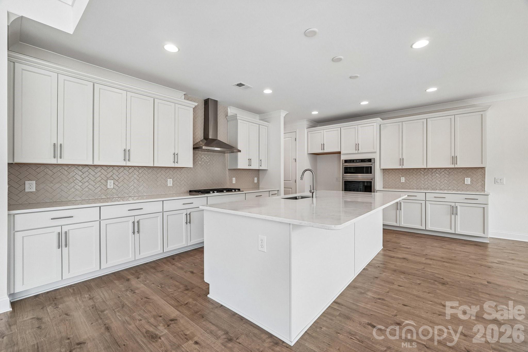 16037 Watts Creek Road Property Photo 4