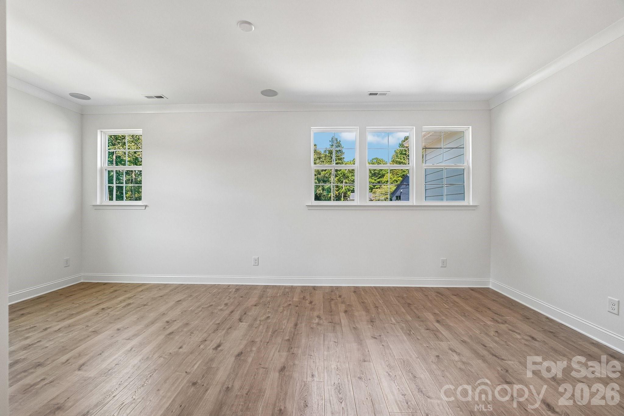 16037 Watts Creek Road Property Photo 7