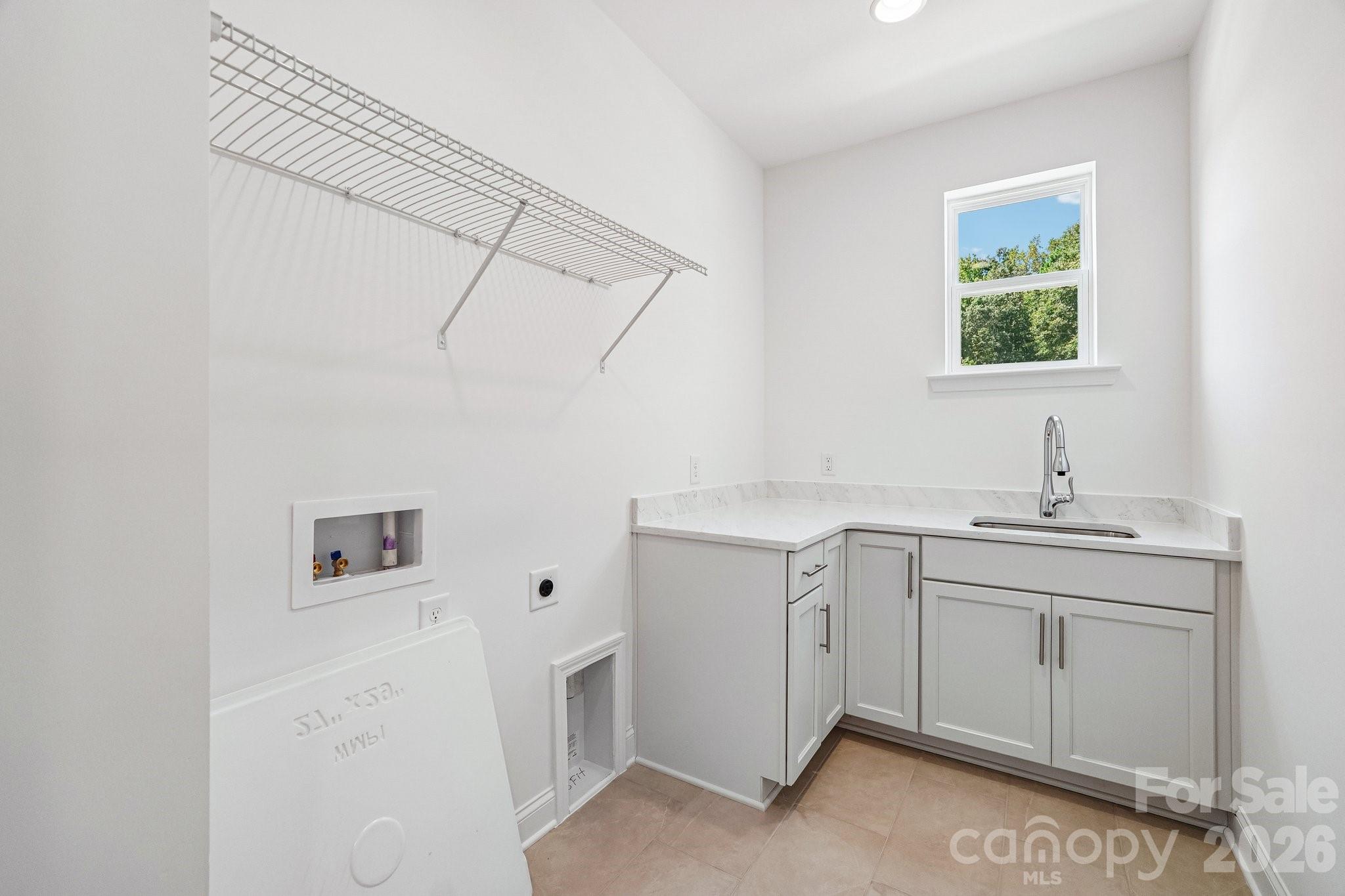 16037 Watts Creek Road Property Photo 8