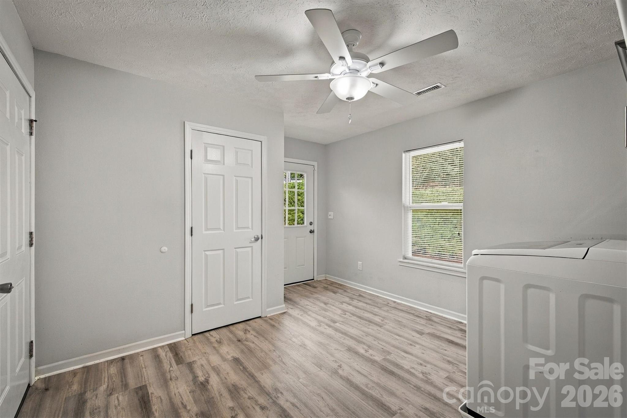 329 Springwood Drive Property Photo 31