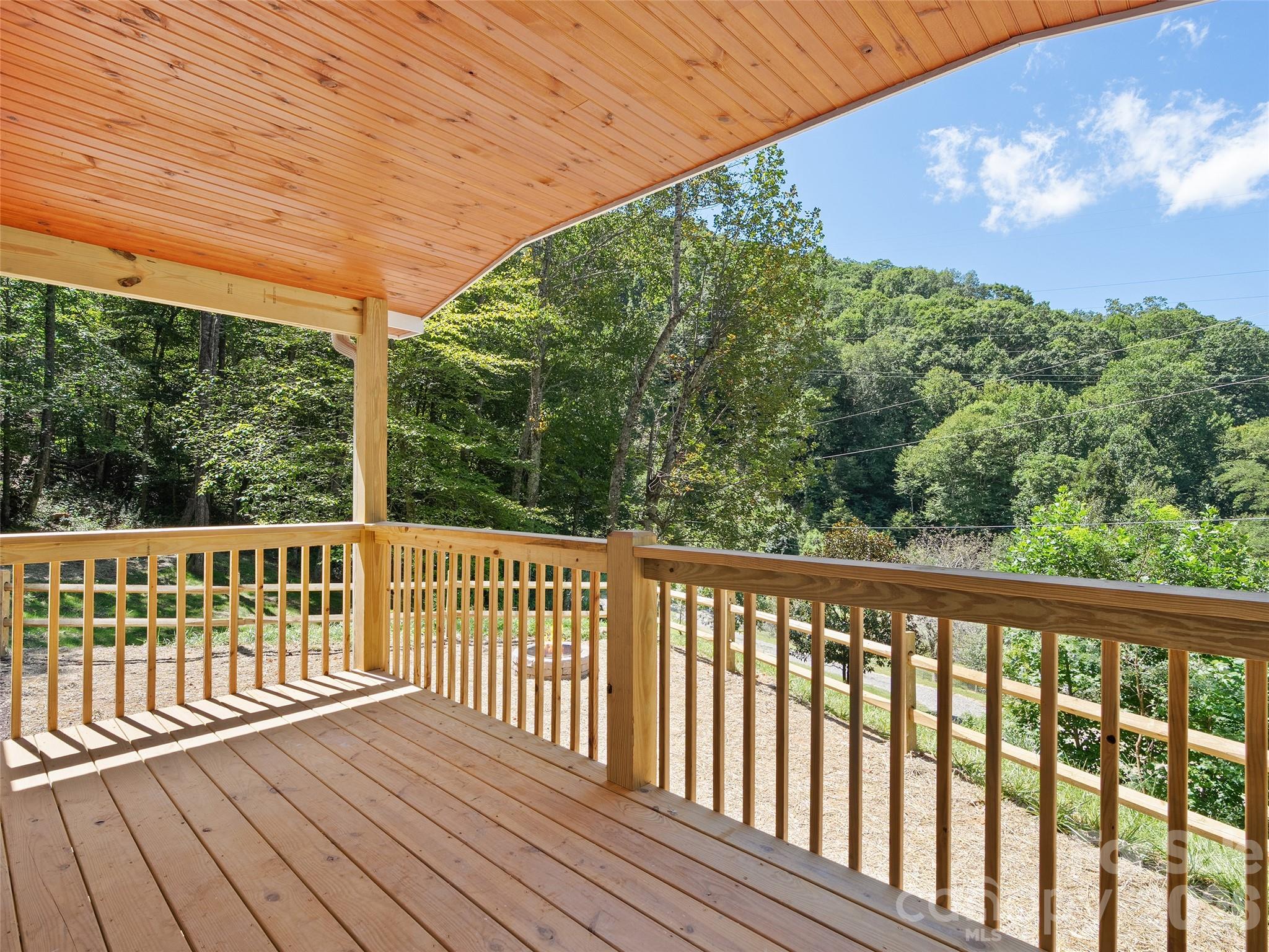26 Lancelot Loop Property Photo 5