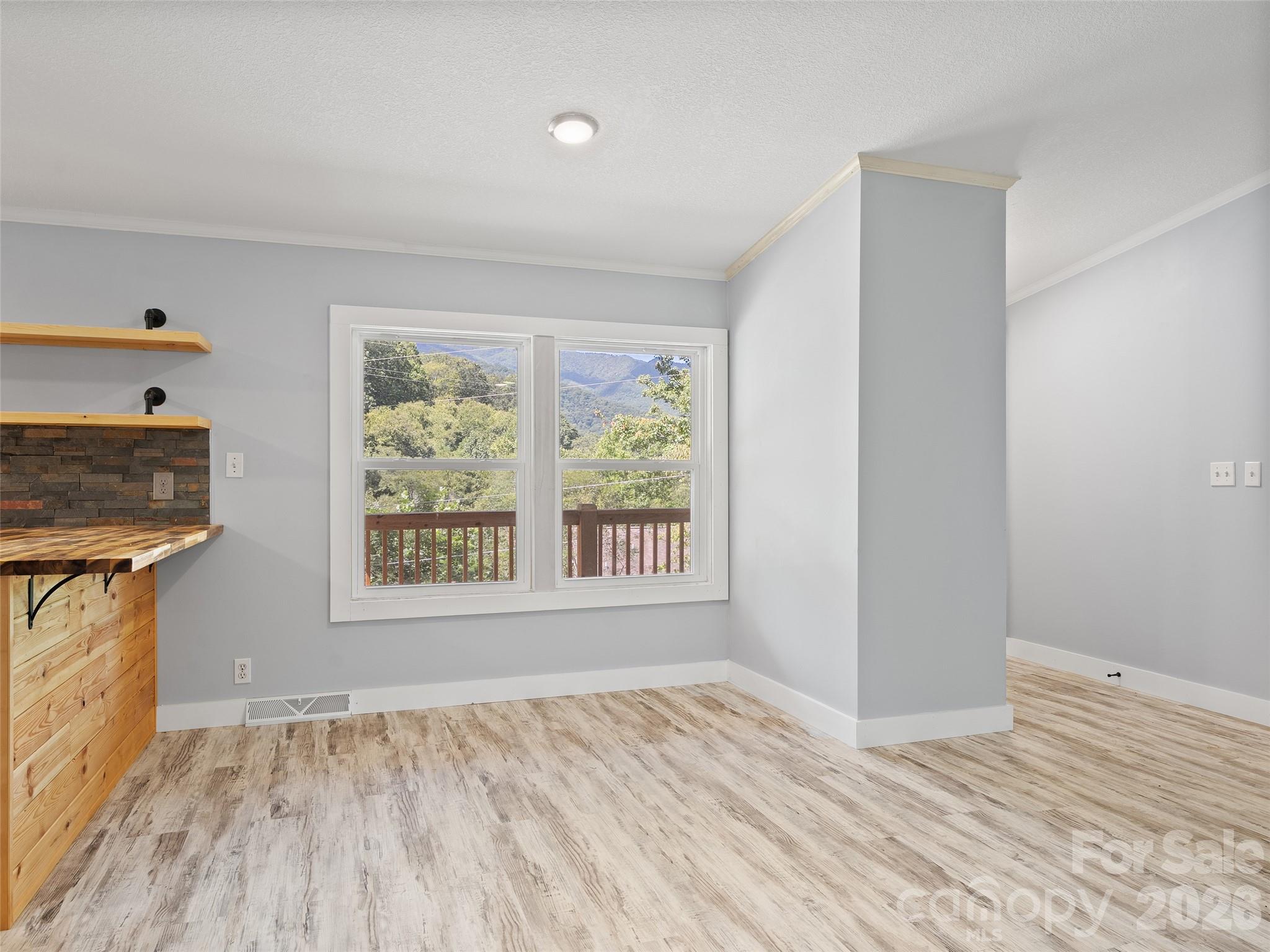 26 Lancelot Loop Property Photo 9