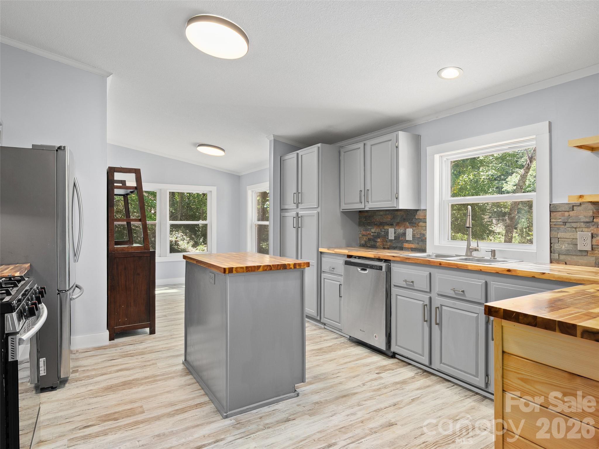 26 Lancelot Loop Property Photo 11