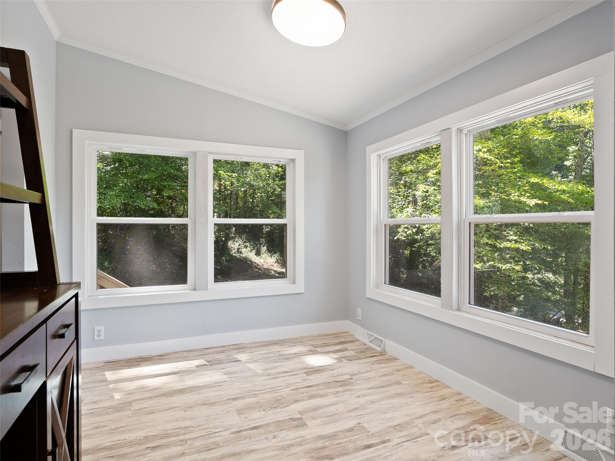 26 Lancelot Loop Property Photo 16