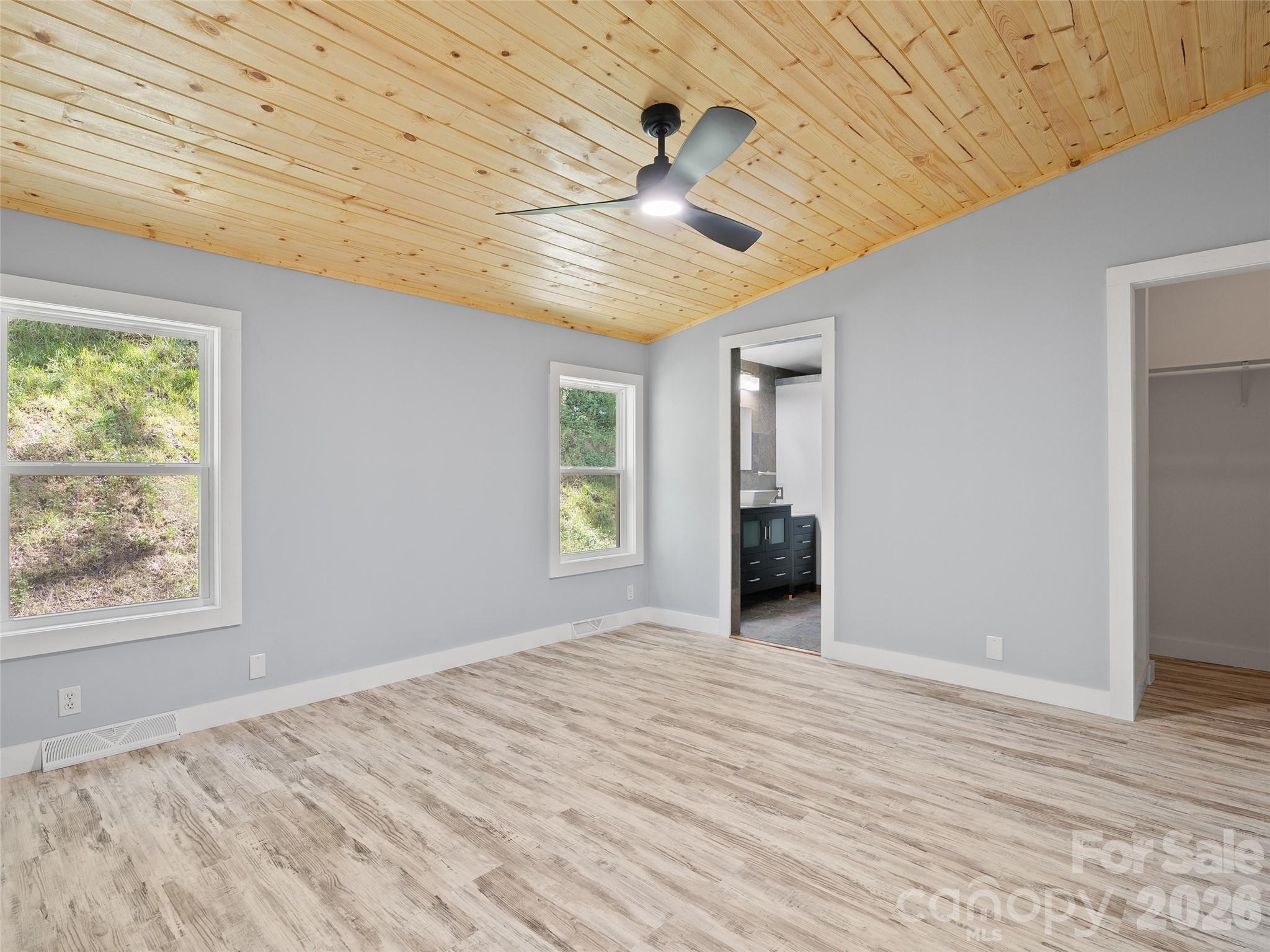 26 Lancelot Loop Property Photo 23