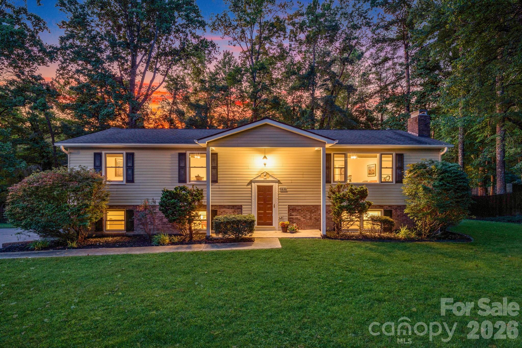 129 Whisperwood Drive Property Photo 1