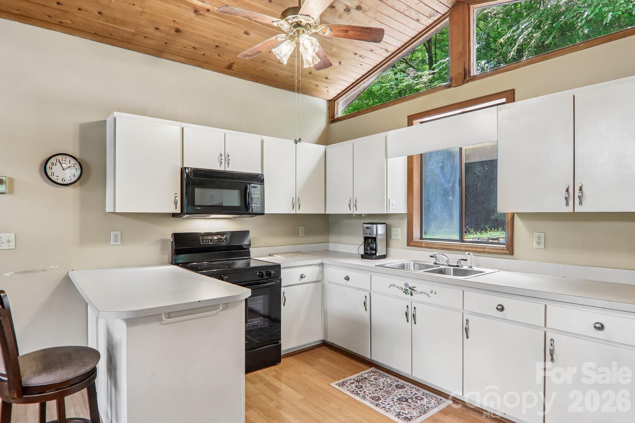 21 Wild Bird Lane Property Photo 17