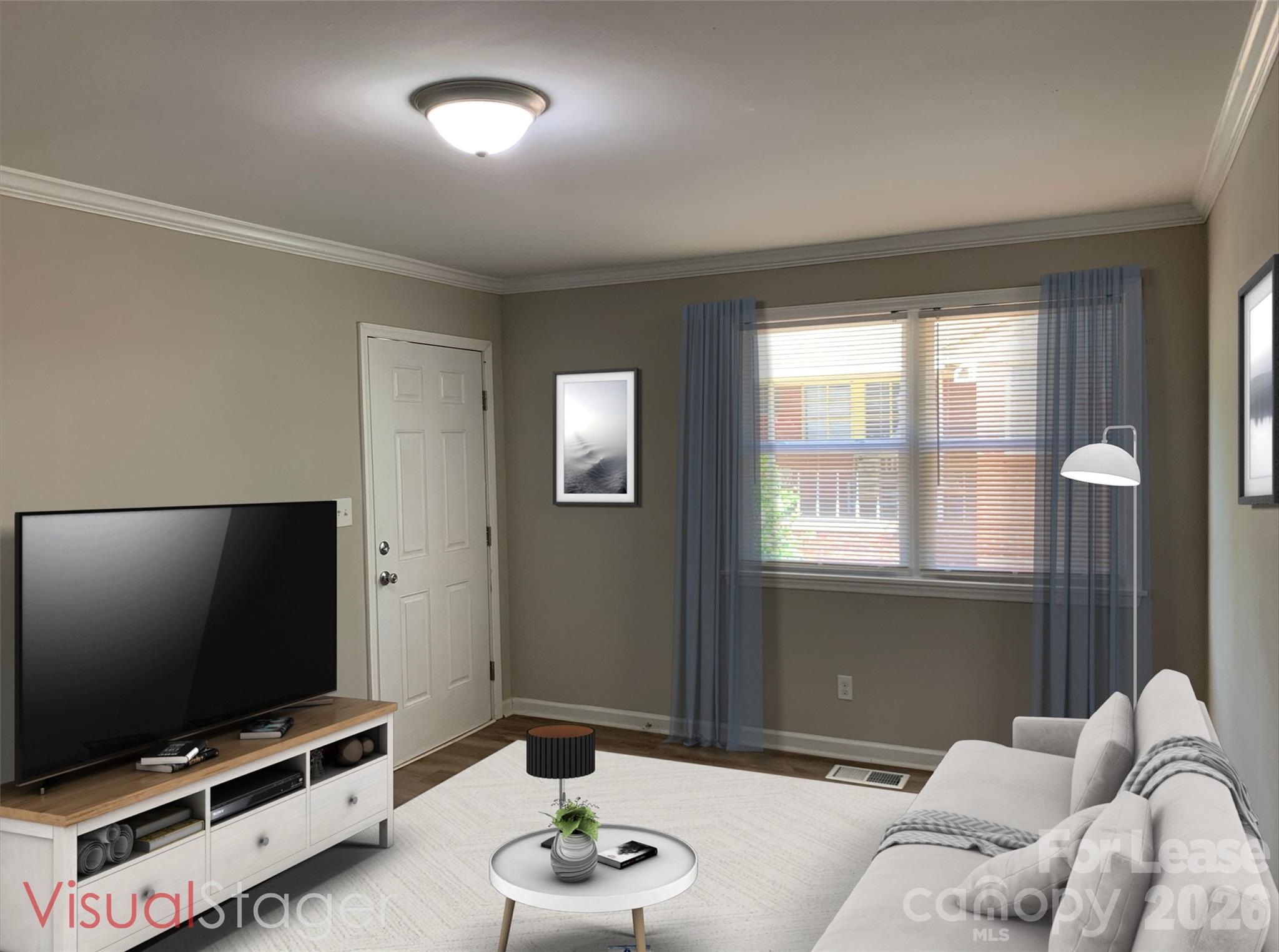 2717 Columbus Circle Property Photo 2