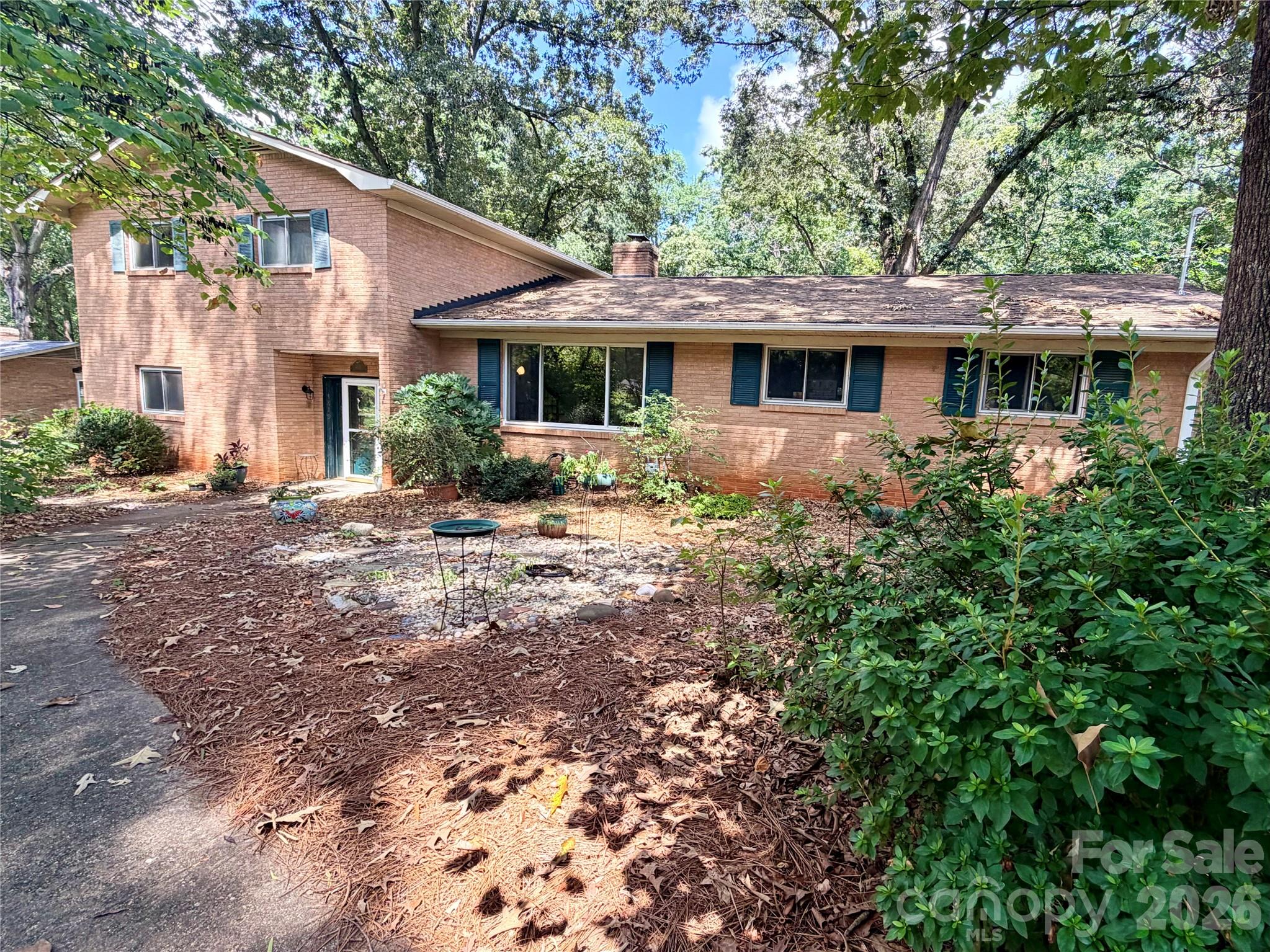 4819 Carousel Drive