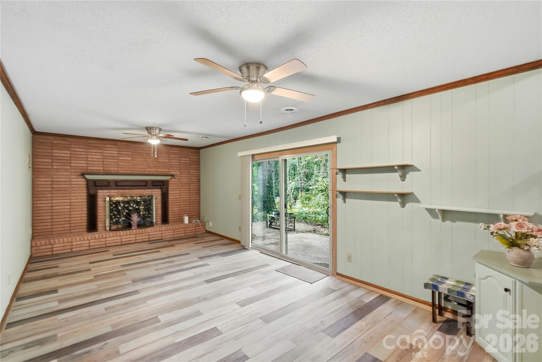 4819 Carousel Drive Property Photo 4