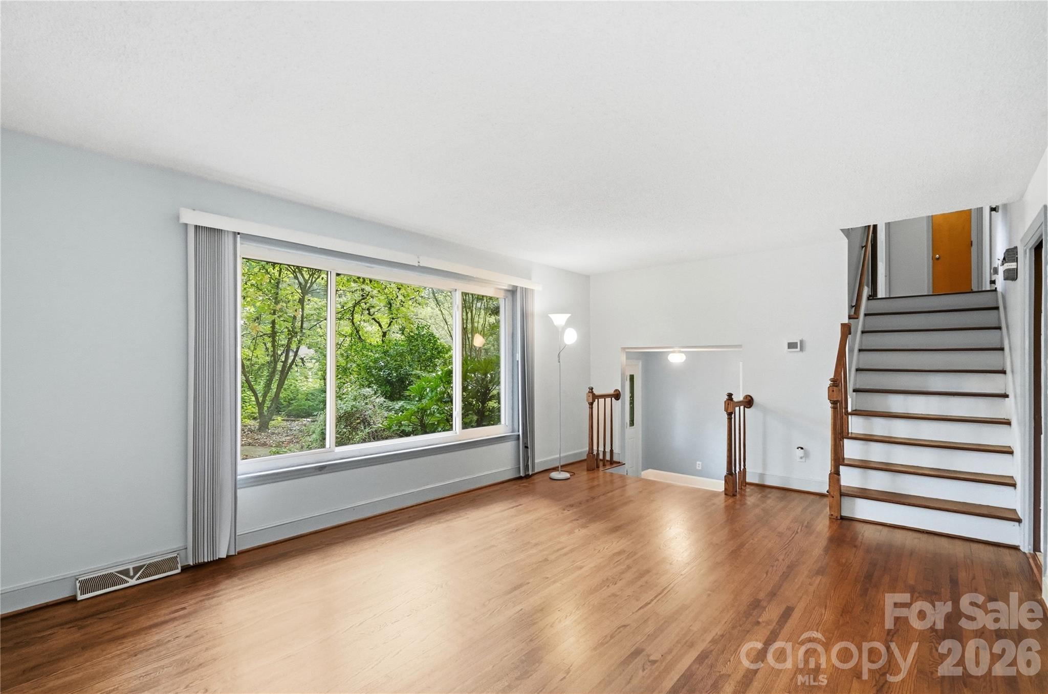 4819 Carousel Drive Property Photo 12