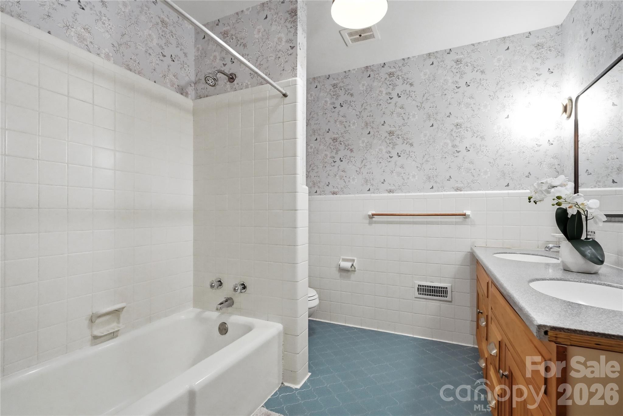 4819 Carousel Drive Property Photo 23