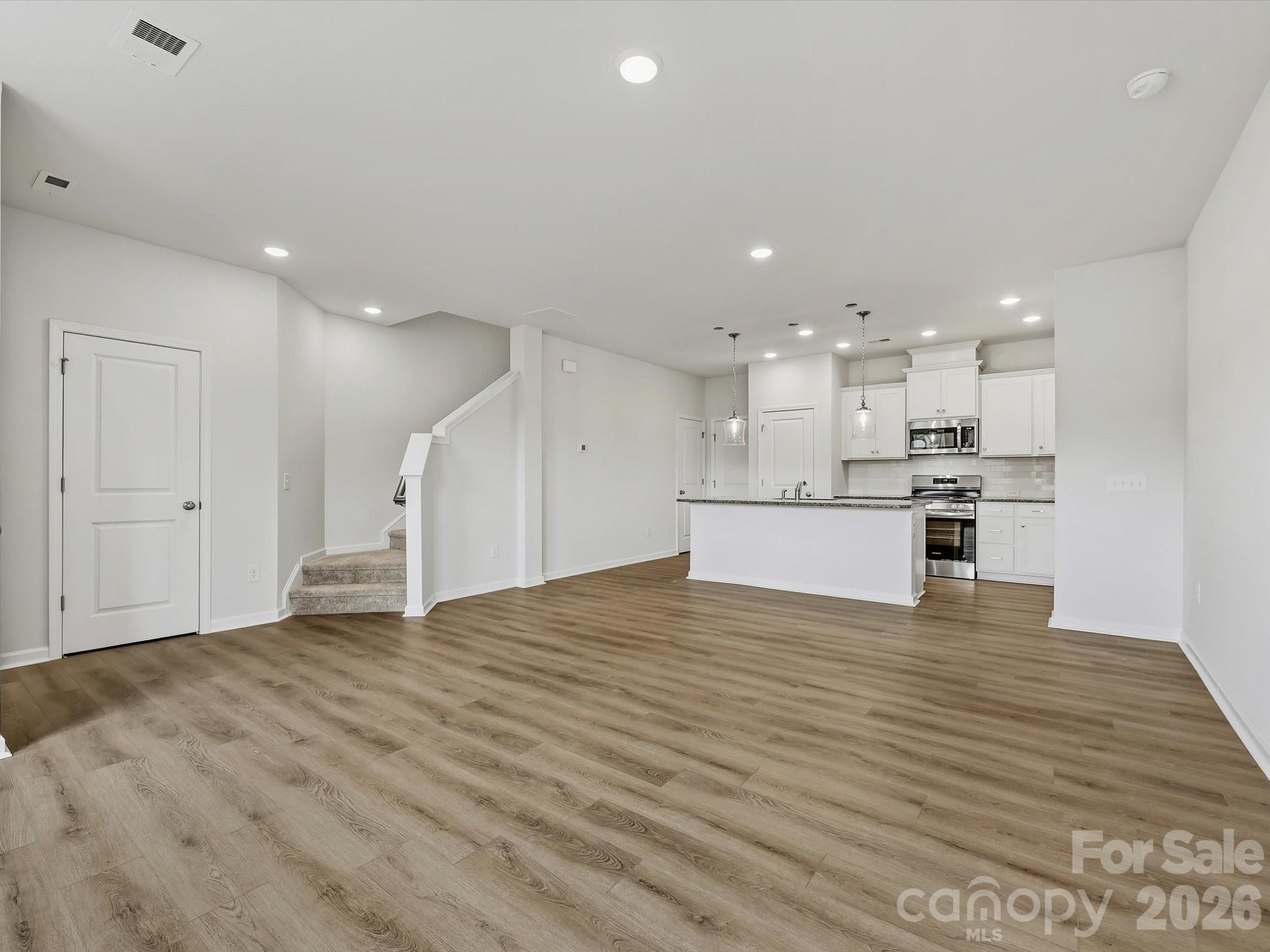 6609 Fire Lily Lane Property Photo 10