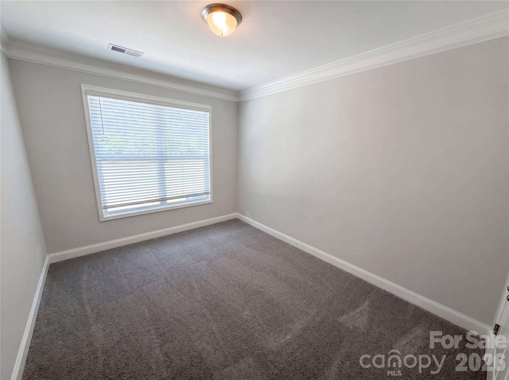 5013 Shadowbrook Road Property Photo 9