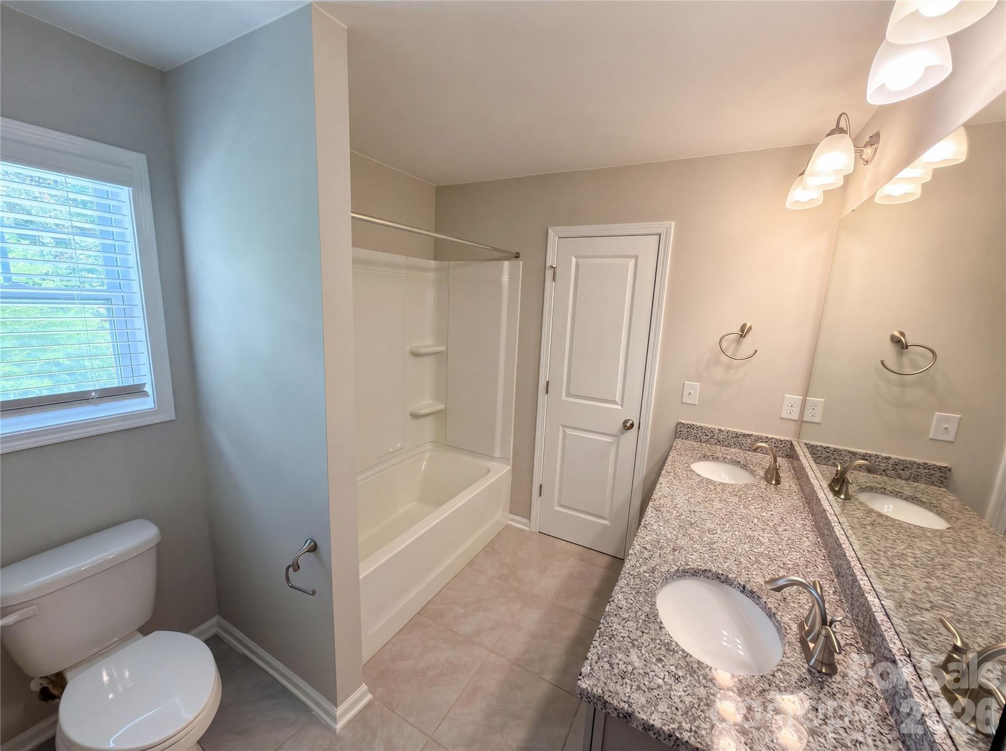 5013 Shadowbrook Road Property Photo 15