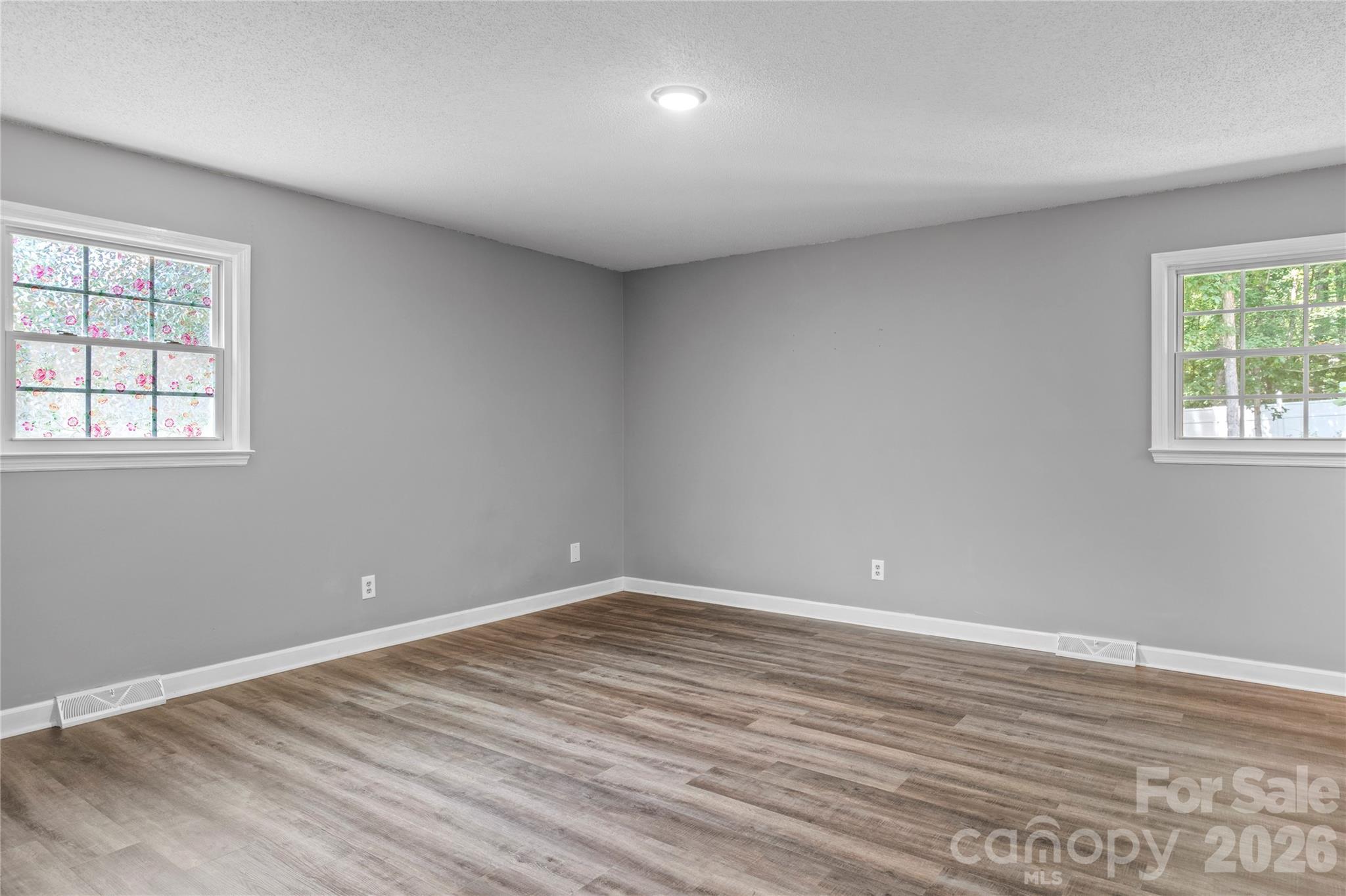 3545 N Lakeshore Drive Property Photo 18