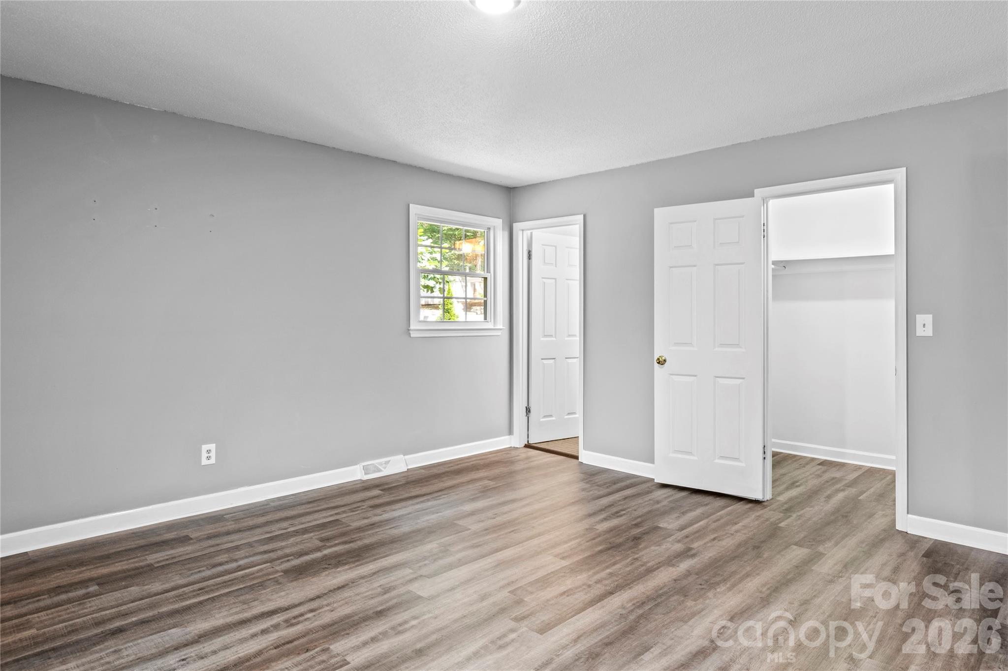3545 N Lakeshore Drive Property Photo 20