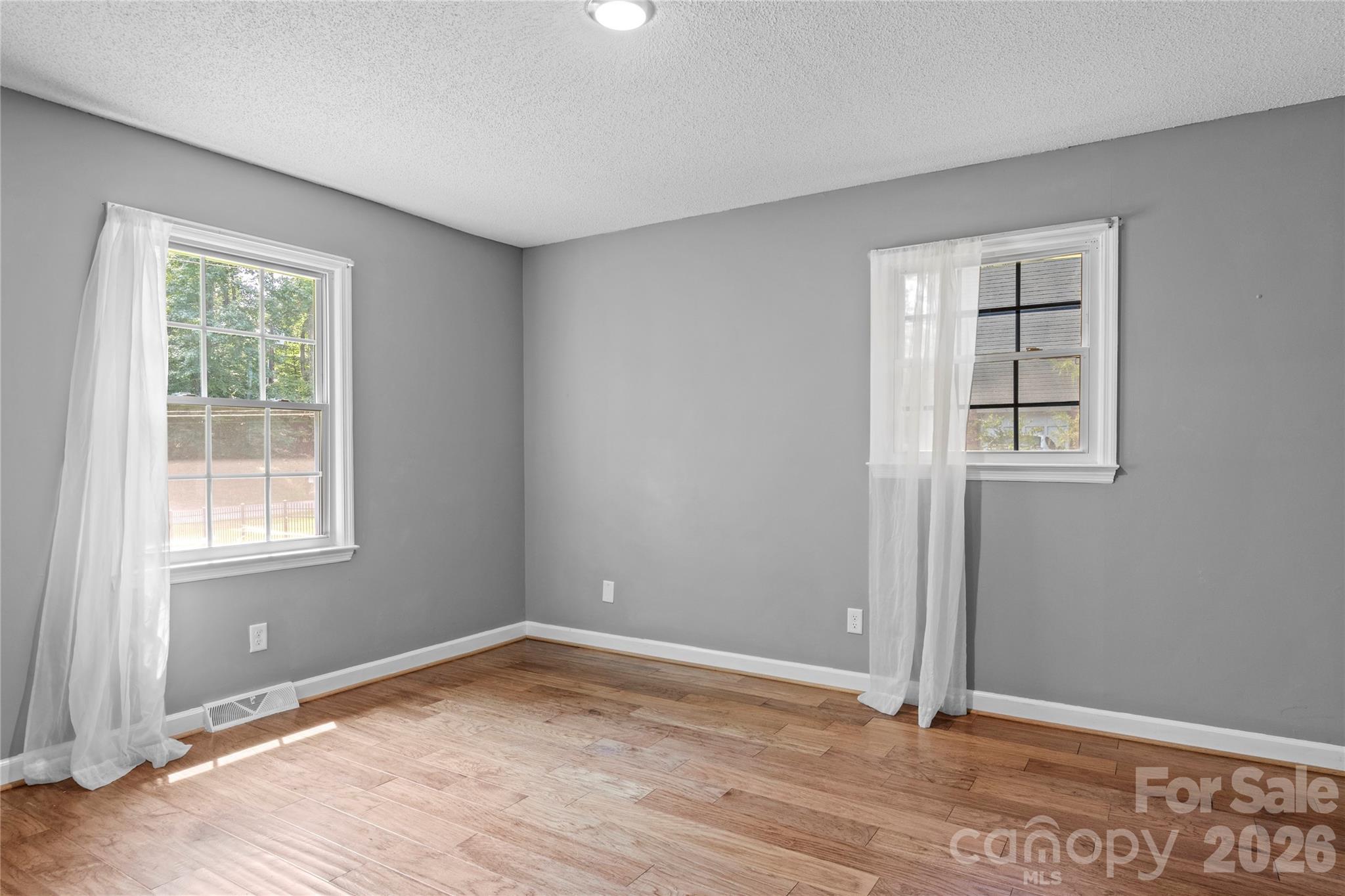 3545 N Lakeshore Drive Property Photo 22