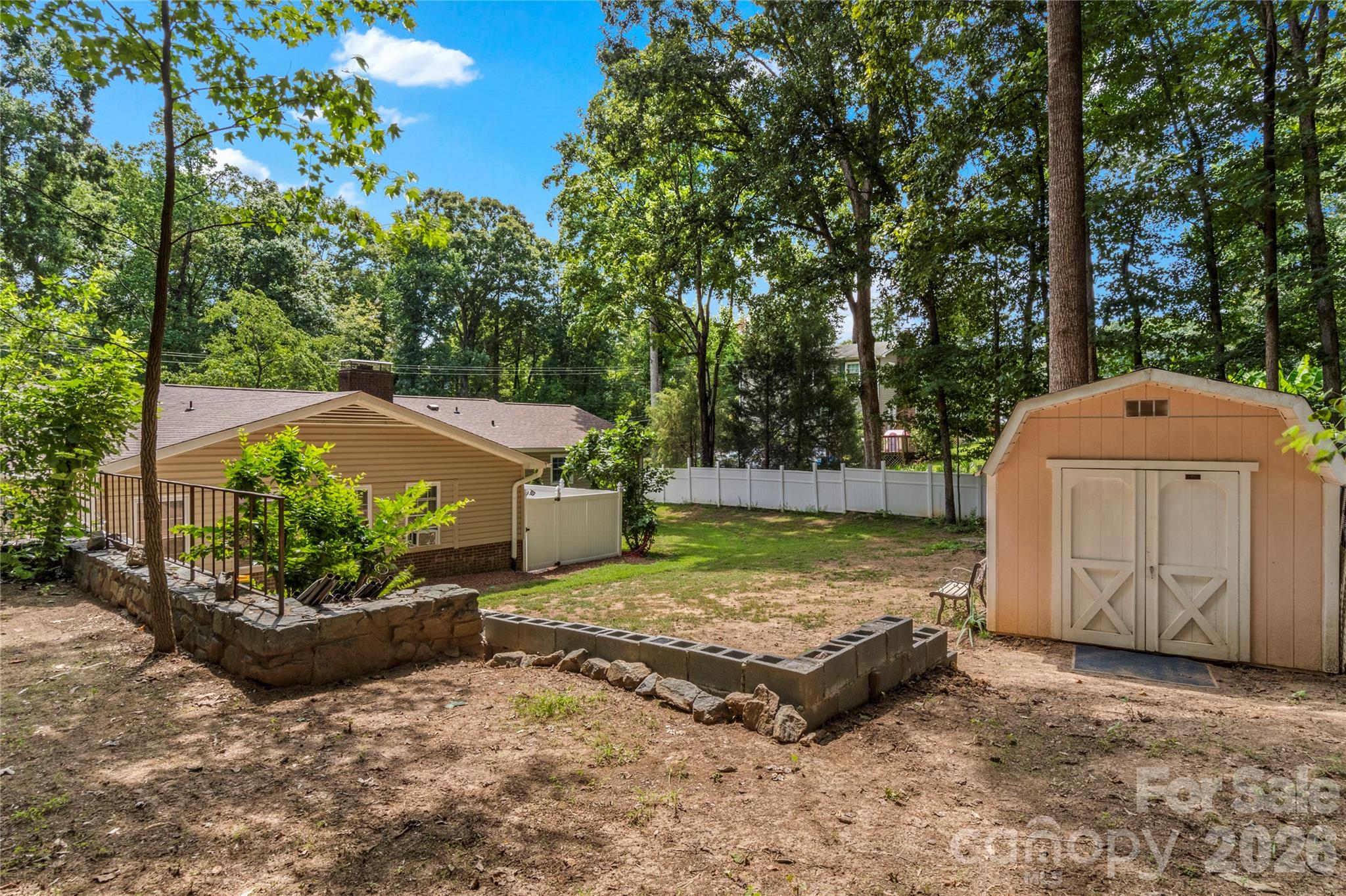 3545 N Lakeshore Drive Property Photo 32