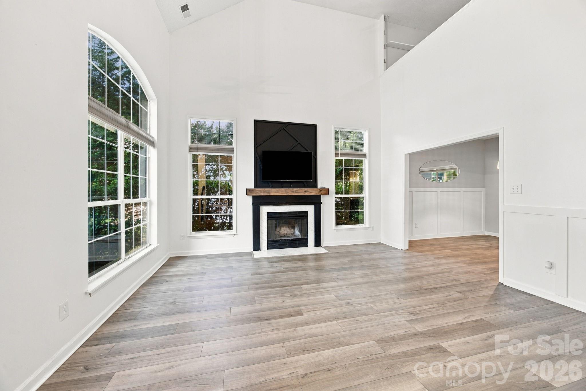 8927 Raven Park Drive Property Photo 7