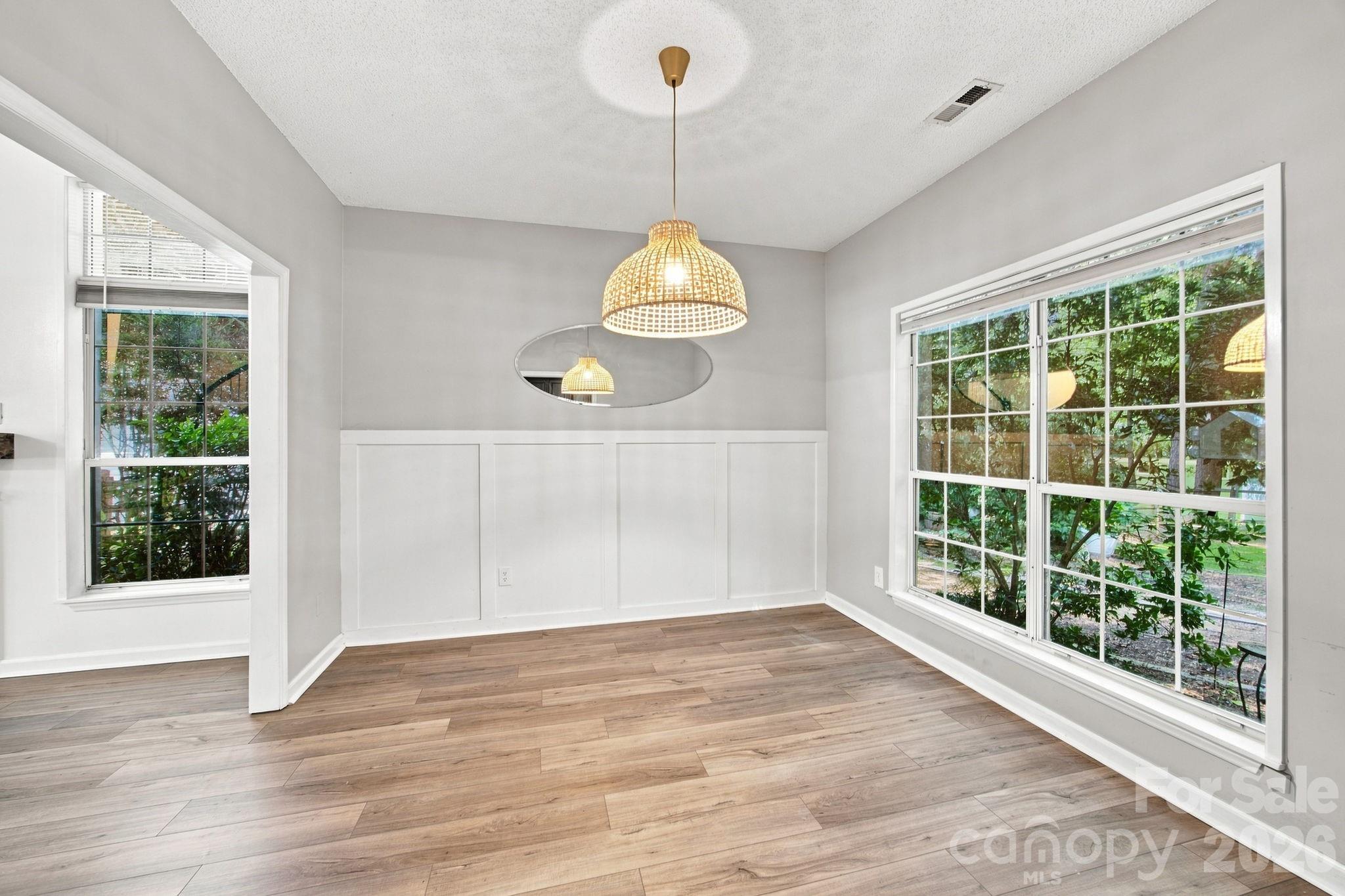 8927 Raven Park Drive Property Photo 9