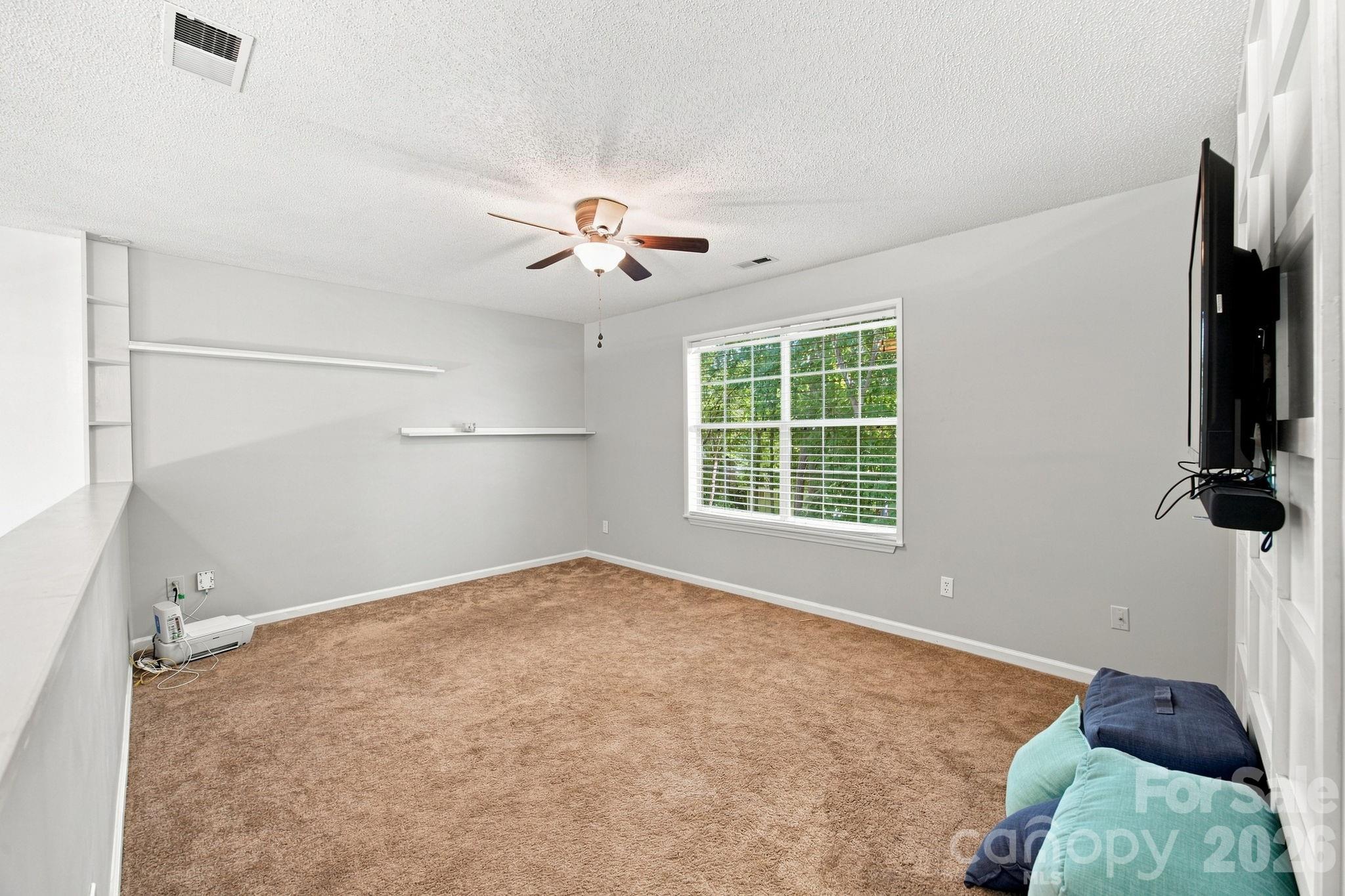 8927 Raven Park Drive Property Photo 23