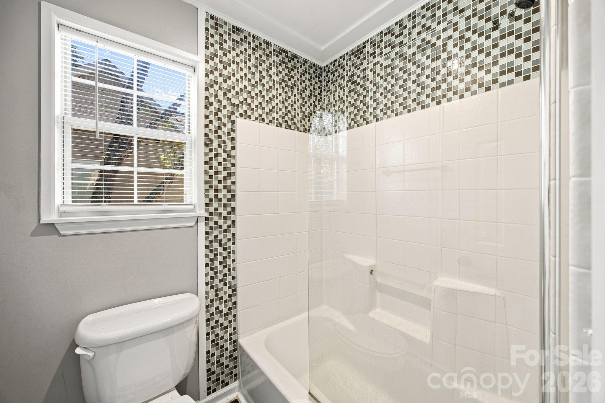 8927 Raven Park Drive Property Photo 28