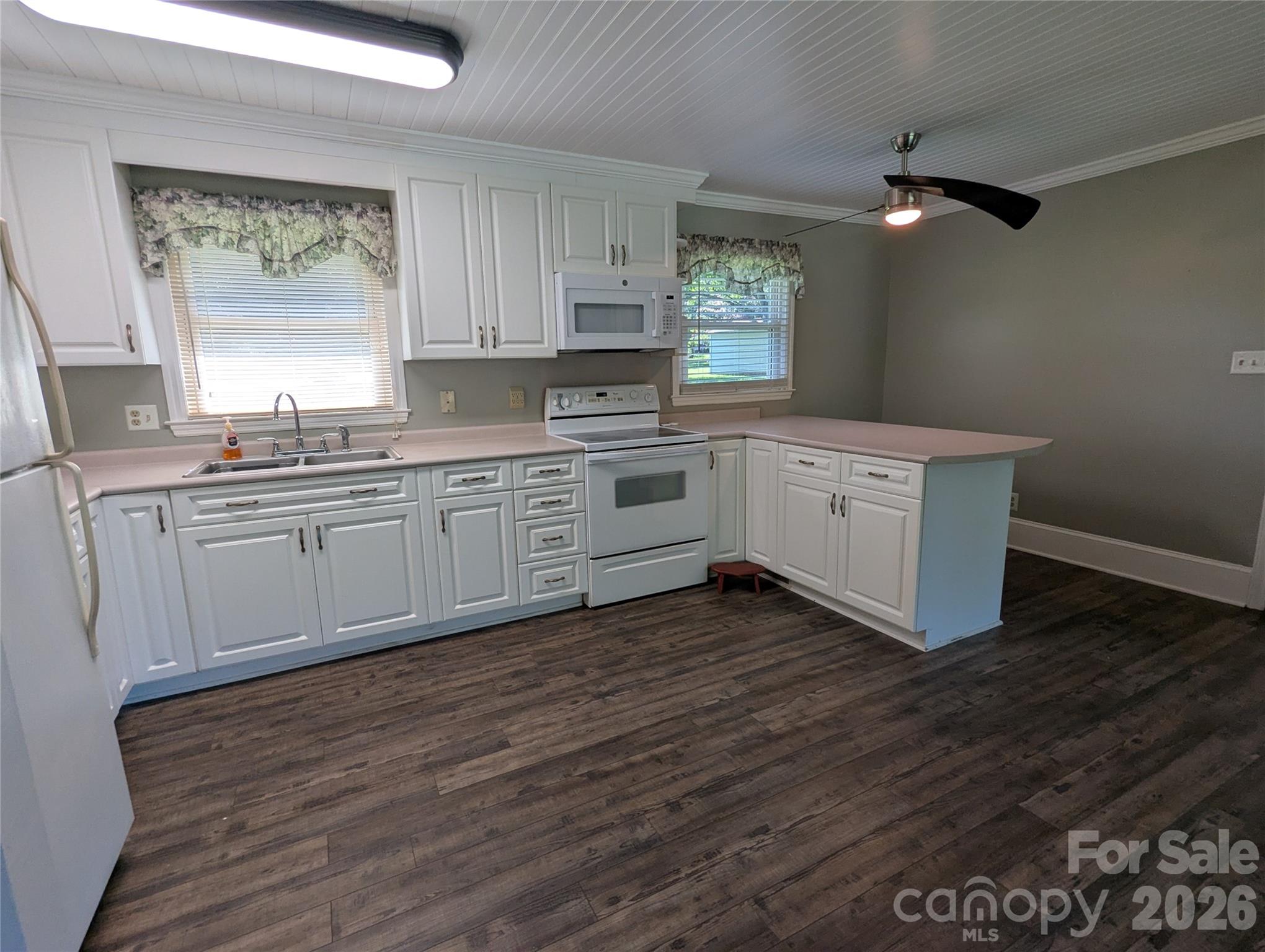 424 Bear Creek Road Property Photo 7