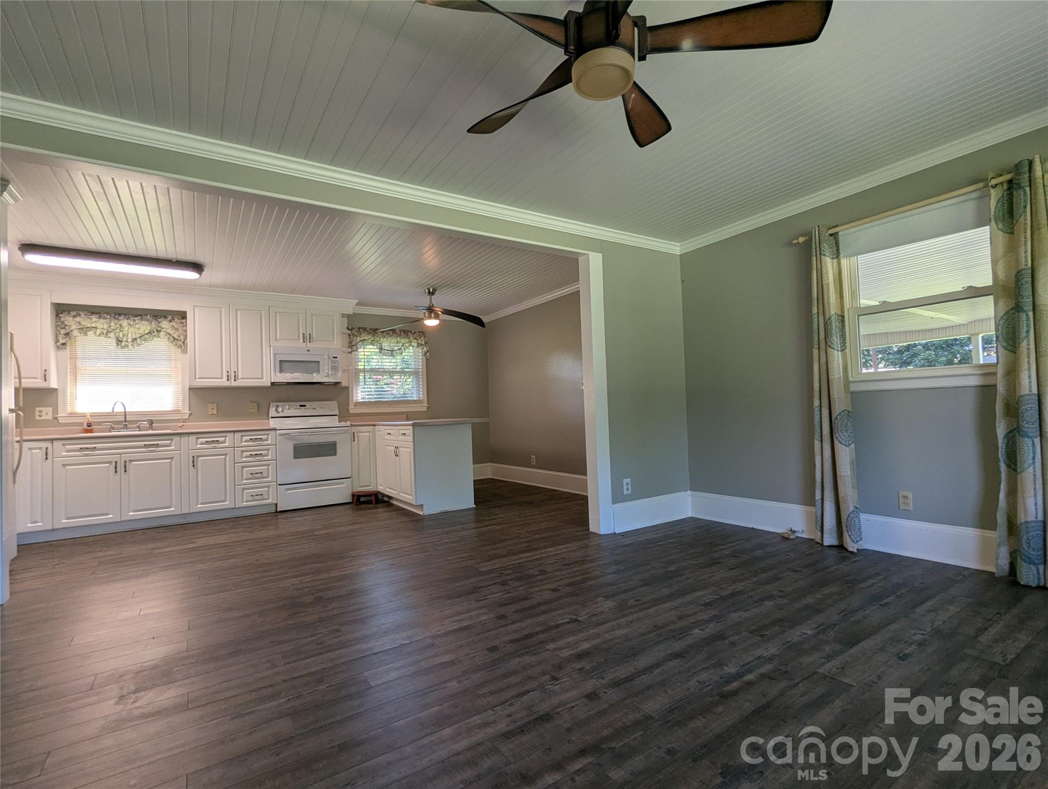 424 Bear Creek Road Property Photo 11