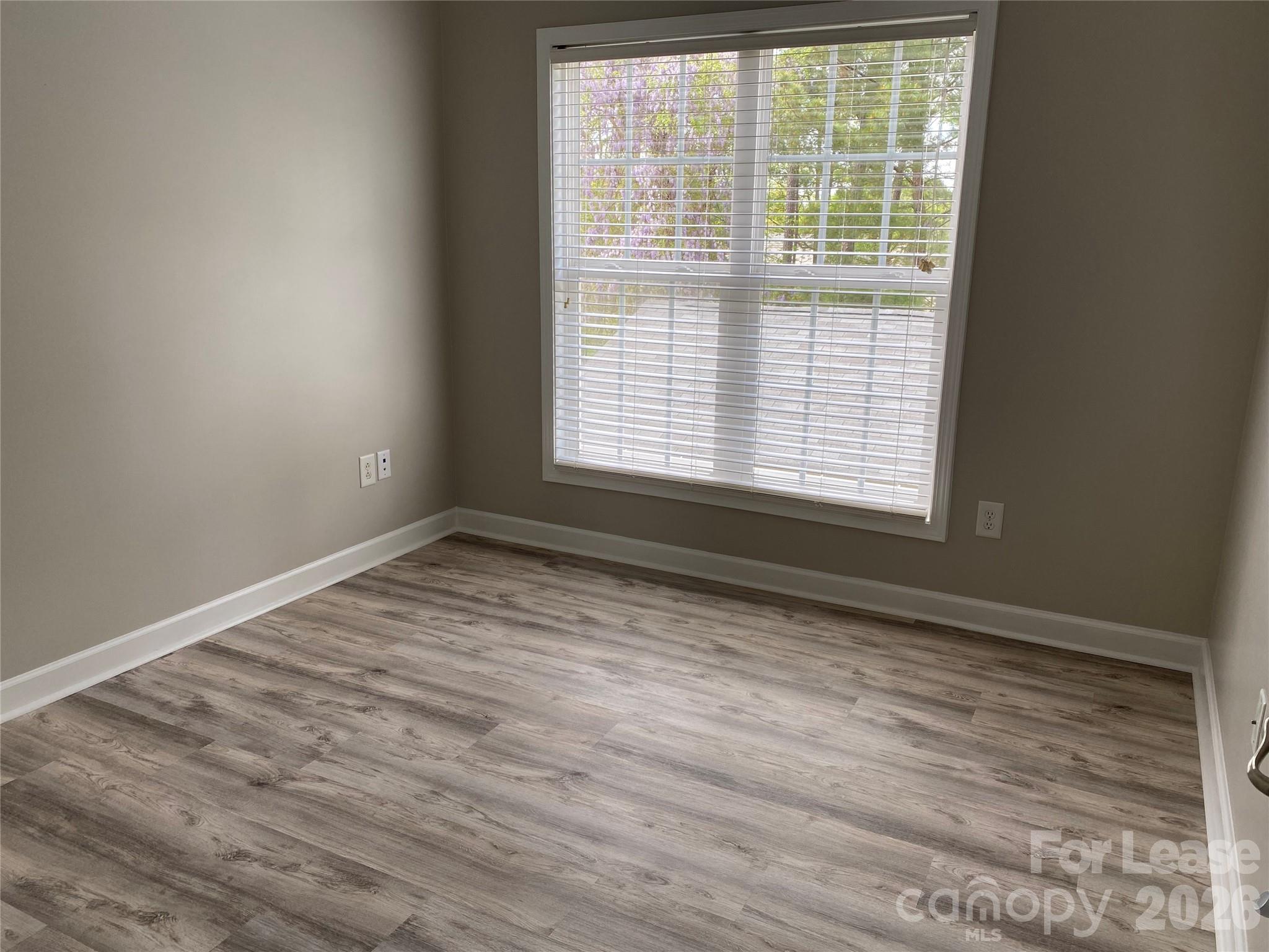 9737 Longstone Lane Property Photo 16