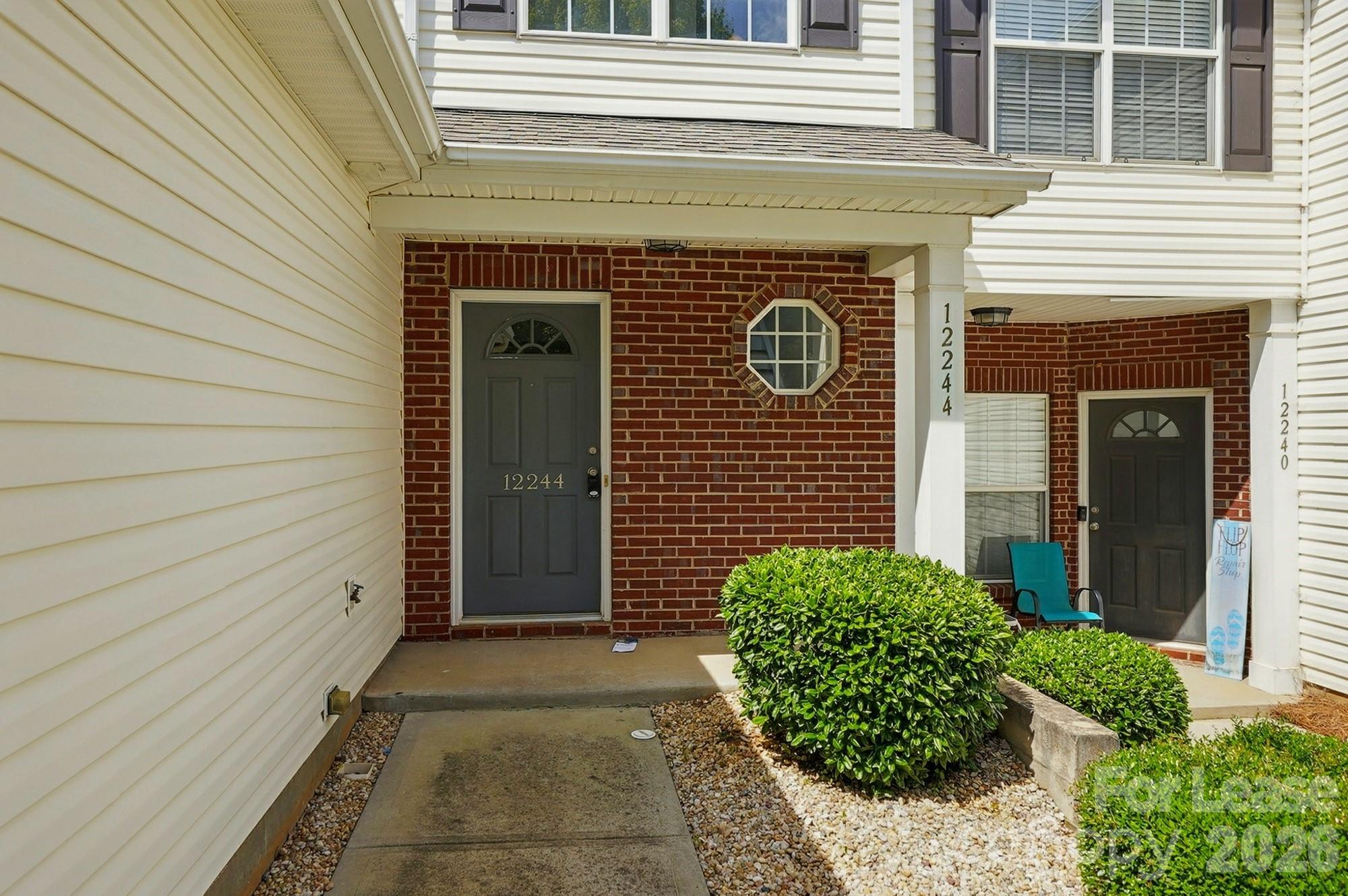 12244 Stratfield Place Circle Property Photo 4