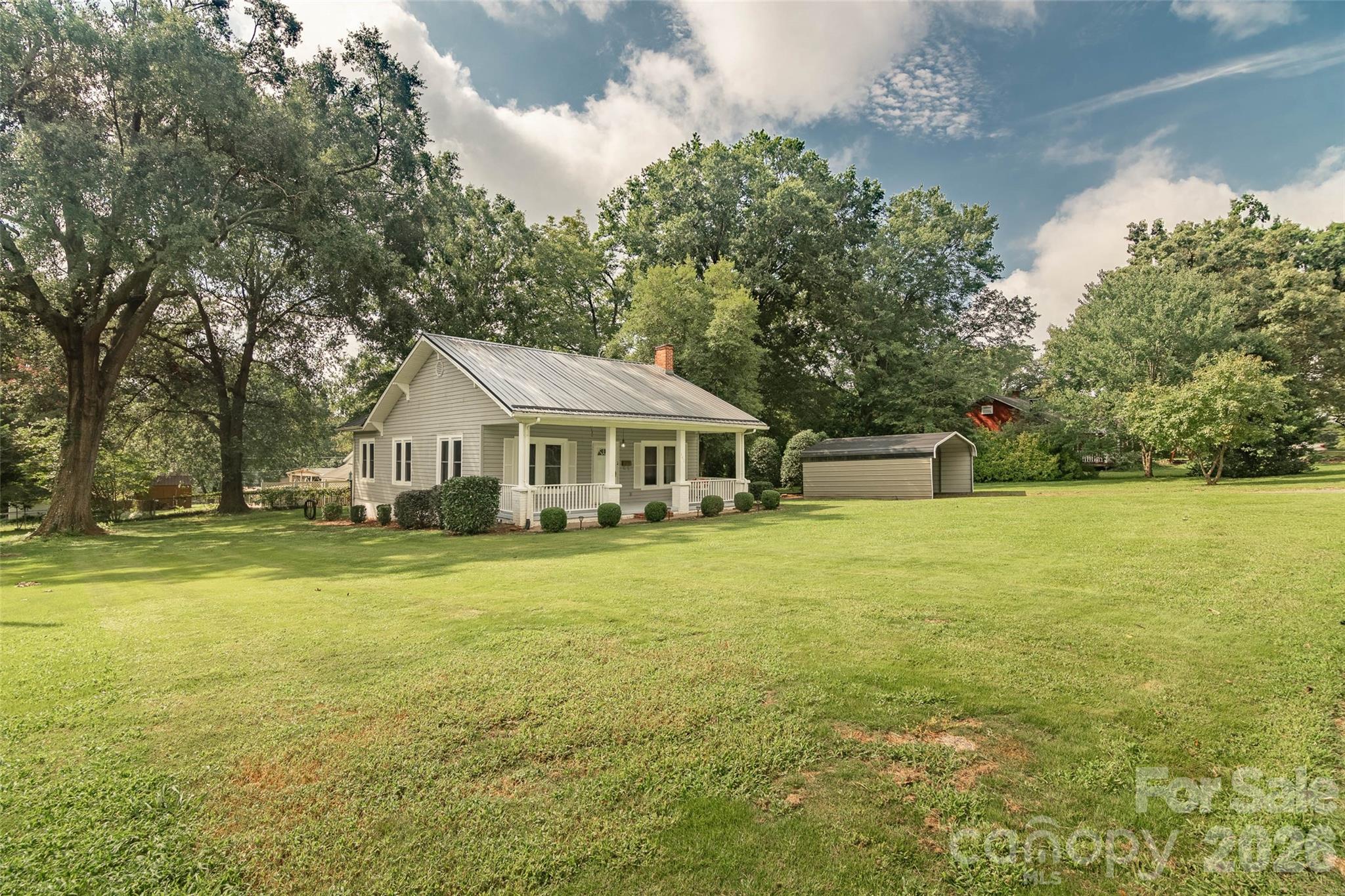 141 Edwards Street Property Photo 1