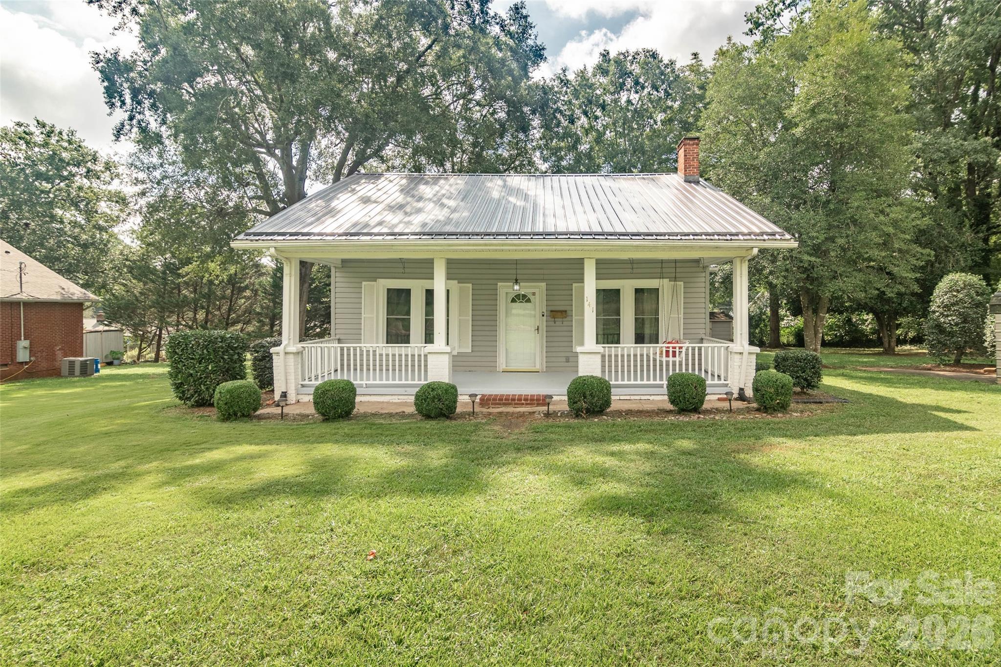 141 Edwards Street Property Photo 2