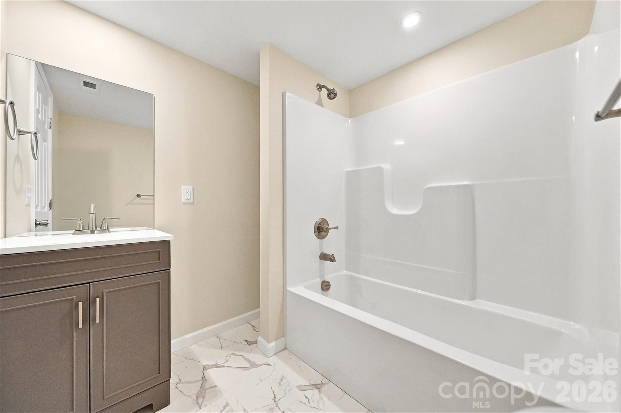 109 Countryside Drive Property Photo 16