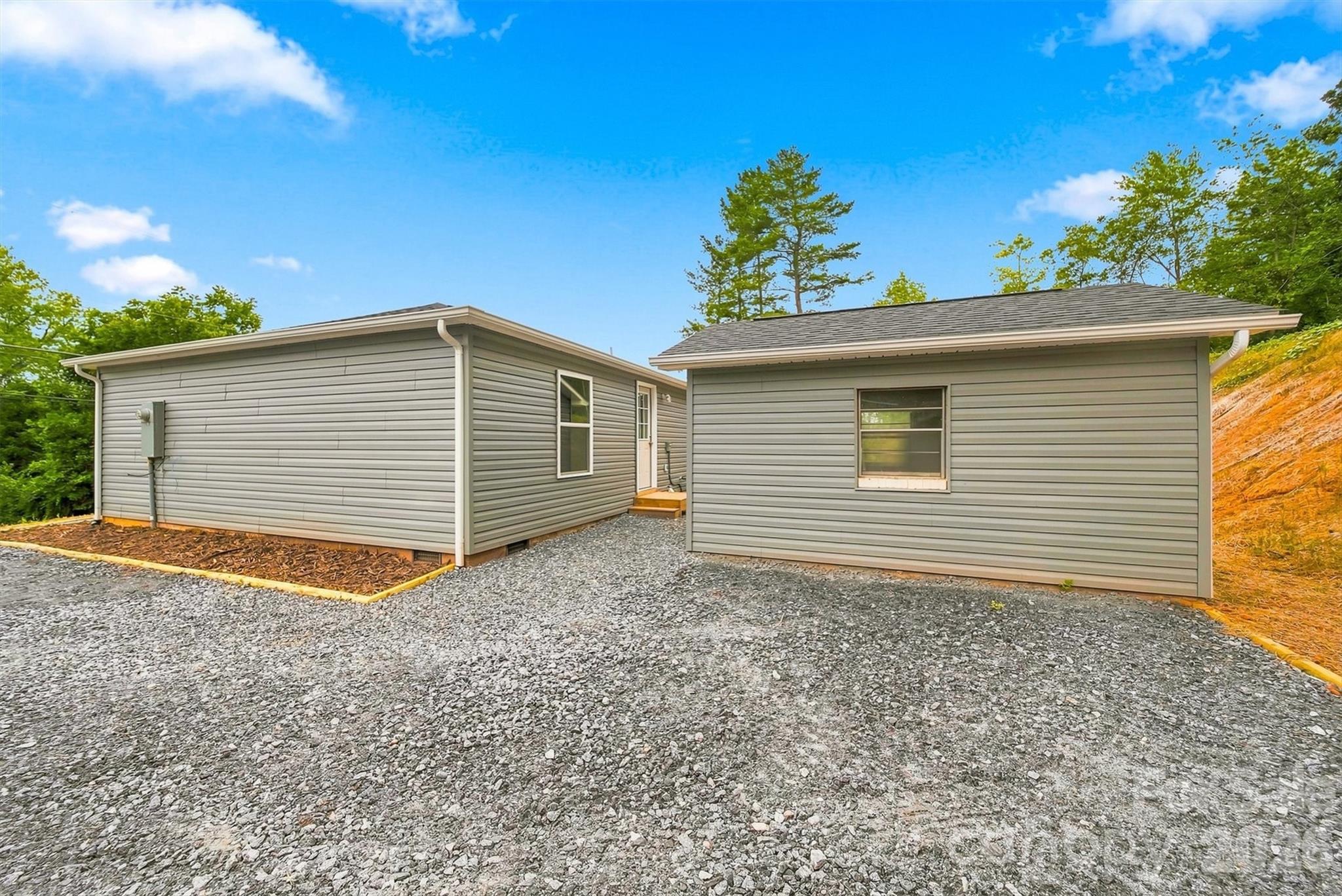 109 Countryside Drive Property Photo 17