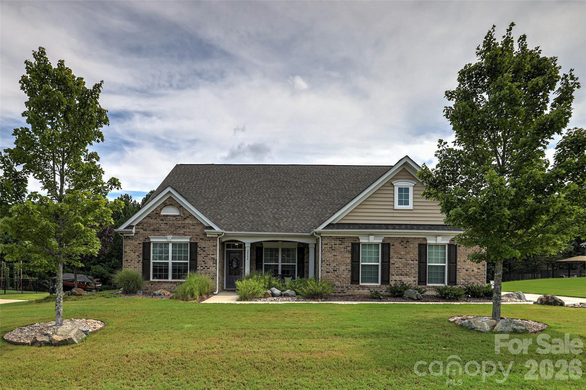 2084 Fuera Road Property Photo 1