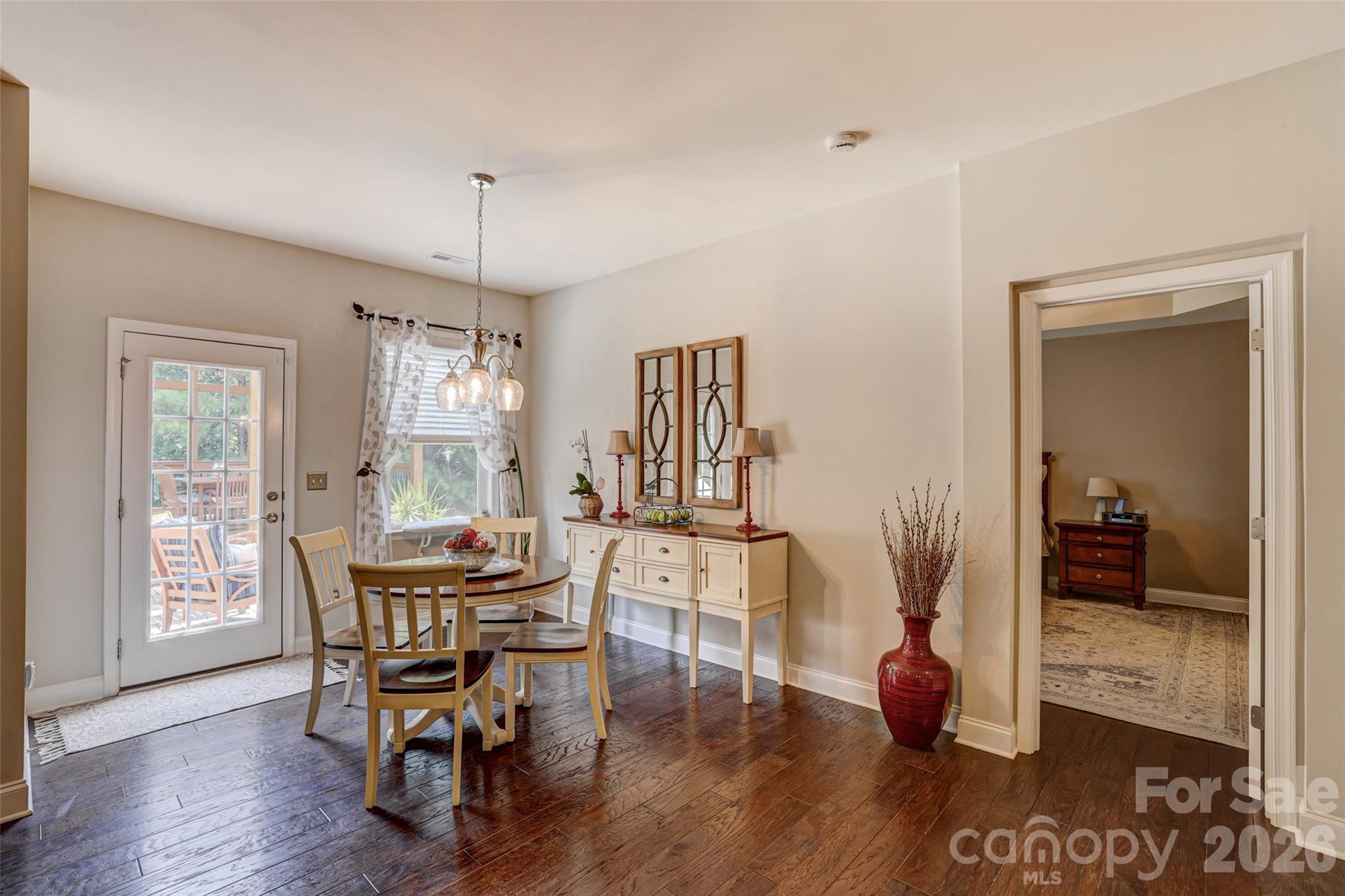 2084 Fuera Road Property Photo 18