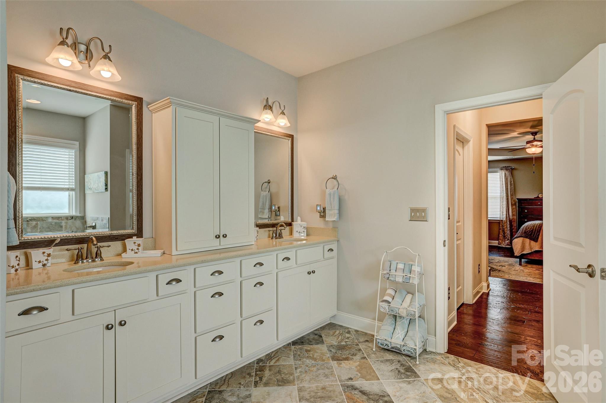 2084 Fuera Road Property Photo 23