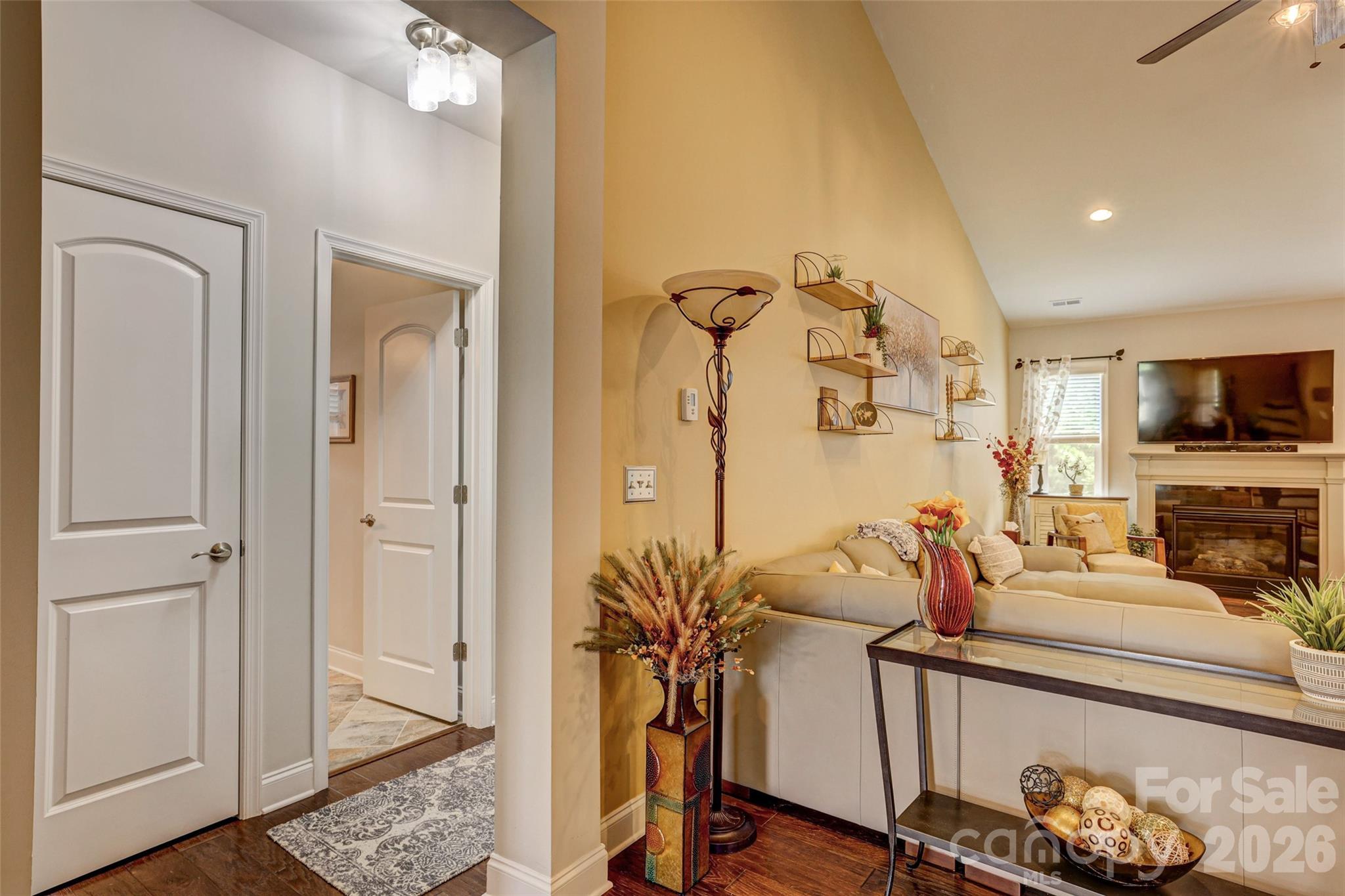 2084 Fuera Road Property Photo 25